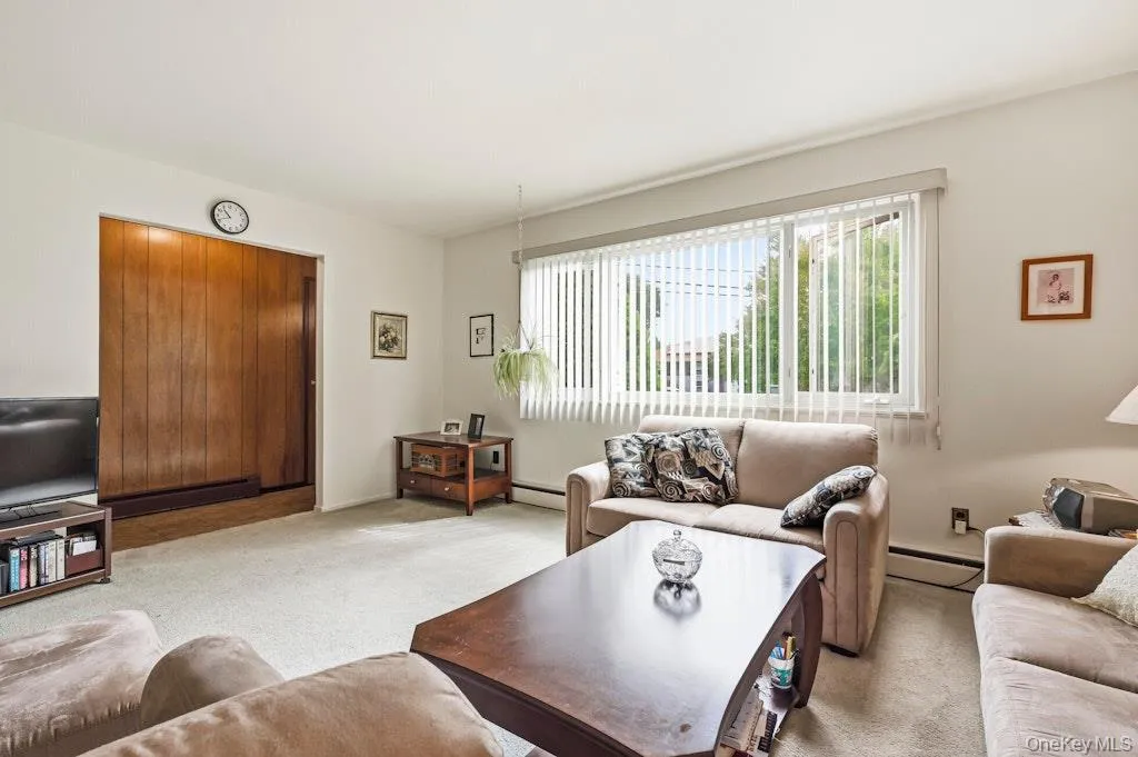 173 12th Street, Oyster Bay, NY, 3 Bedrooms Bedrooms, 7 Rooms Rooms,1 BathroomBathrooms,Residential,For Rent,12th,0,1035118 173 12th Street, Oyster Bay, NY, 3 Bedrooms Bedrooms, 7 Rooms Rooms,1 BathroomBathrooms,Residential,For Rent,12th,0,1035118