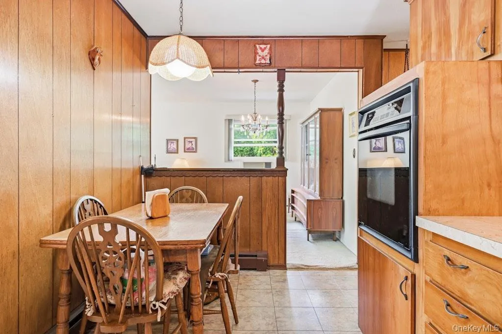 173 12th Street, Oyster Bay, NY, 3 Bedrooms Bedrooms, 7 Rooms Rooms,1 BathroomBathrooms,Residential,For Rent,12th,0,1035118 173 12th Street, Oyster Bay, NY, 3 Bedrooms Bedrooms, 7 Rooms Rooms,1 BathroomBathrooms,Residential,For Rent,12th,0,1035118
