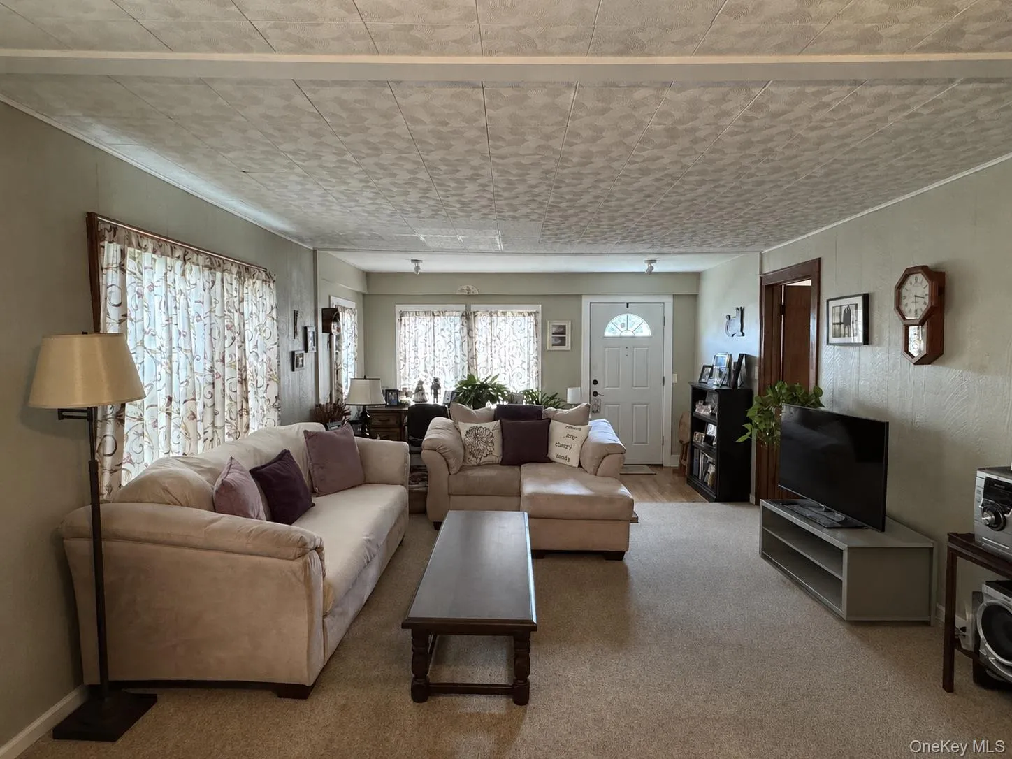 16 Esopus Avenue, Ulster, NY, 2 Bedrooms Bedrooms, 4 Rooms Rooms,1 BathroomBathrooms,Residential,For Rent,Esopus,0,1035122 16 Esopus Avenue, Ulster, NY, 2 Bedrooms Bedrooms, 4 Rooms Rooms,1 BathroomBathrooms,Residential,For Rent,Esopus,0,1035122
