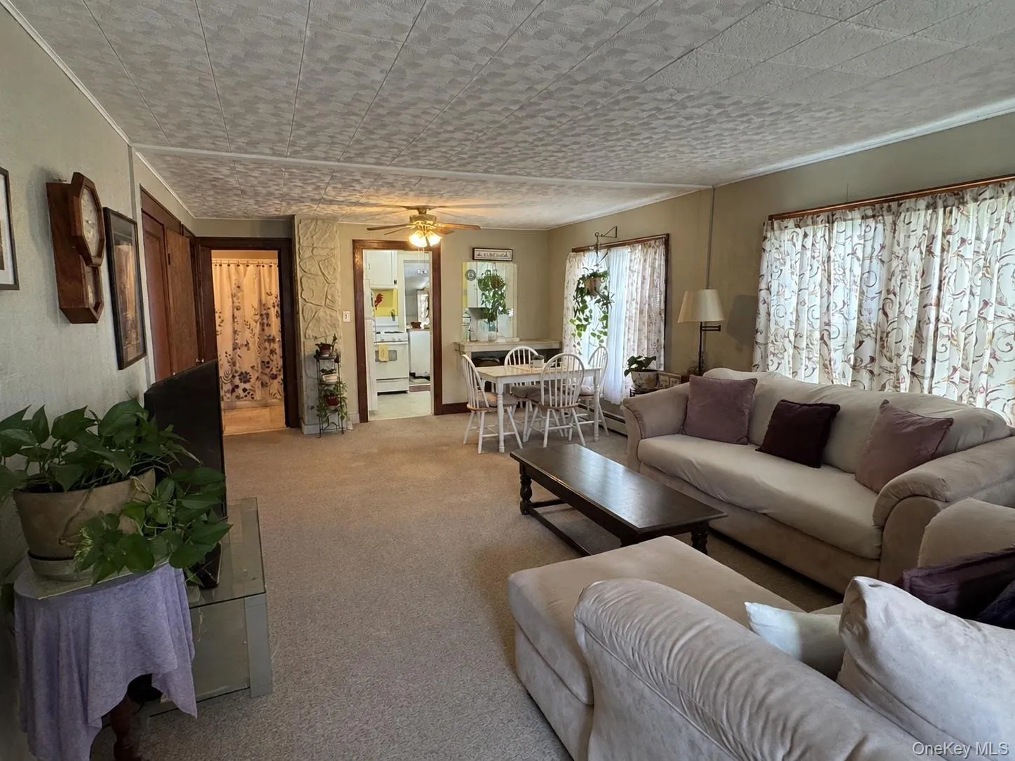 16 Esopus Avenue, Ulster, NY, 2 Bedrooms Bedrooms, 4 Rooms Rooms,1 BathroomBathrooms,Residential,For Rent,Esopus,0,1035122 16 Esopus Avenue, Ulster, NY, 2 Bedrooms Bedrooms, 4 Rooms Rooms,1 BathroomBathrooms,Residential,For Rent,Esopus,0,1035122