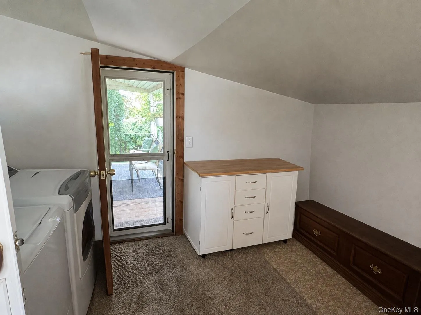 16 Esopus Avenue, Ulster, NY, 2 Bedrooms Bedrooms, 4 Rooms Rooms,1 BathroomBathrooms,Residential,For Rent,Esopus,0,1035122 16 Esopus Avenue, Ulster, NY, 2 Bedrooms Bedrooms, 4 Rooms Rooms,1 BathroomBathrooms,Residential,For Rent,Esopus,0,1035122