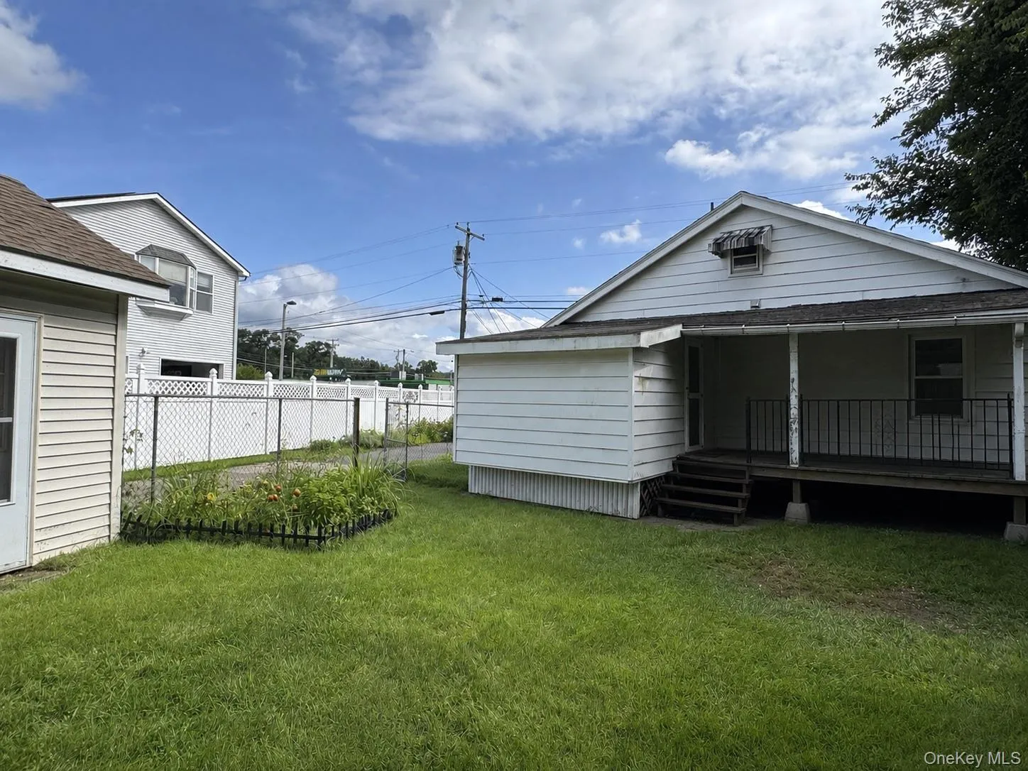 16 Esopus Avenue, Ulster, NY, 2 Bedrooms Bedrooms, 4 Rooms Rooms,1 BathroomBathrooms,Residential,For Rent,Esopus,0,1035122 16 Esopus Avenue, Ulster, NY, 2 Bedrooms Bedrooms, 4 Rooms Rooms,1 BathroomBathrooms,Residential,For Rent,Esopus,0,1035122