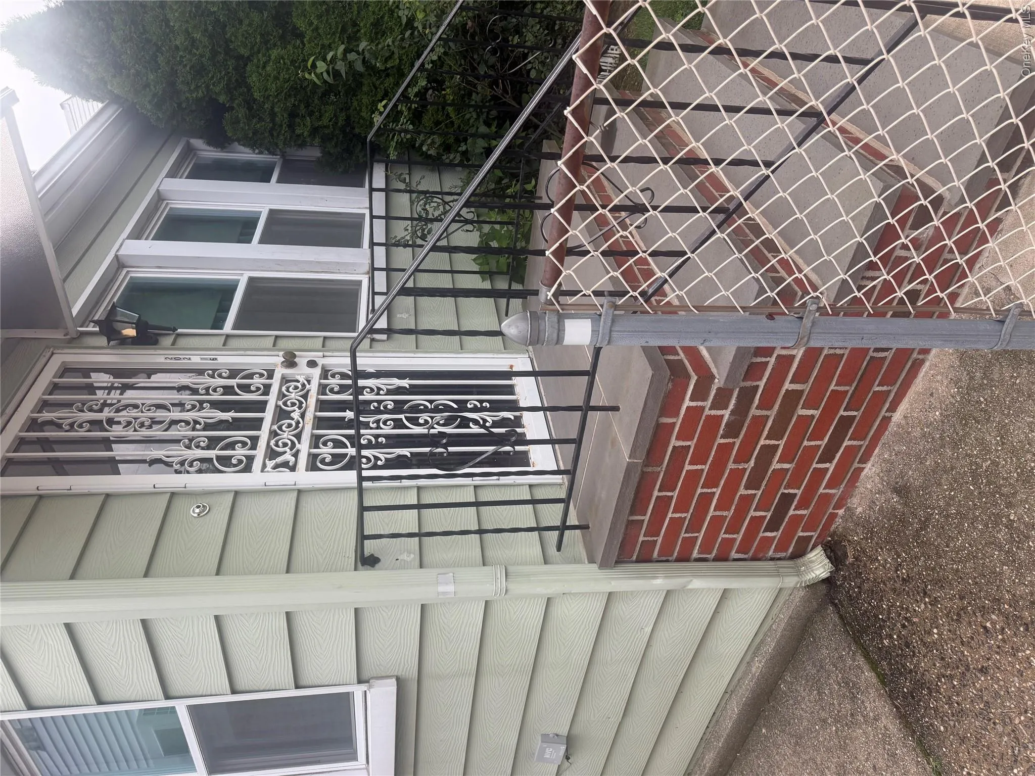 202-16 33rd Avenue, New York, NY, 3 Bedrooms Bedrooms, 6 Rooms Rooms,1 BathroomBathrooms,Residential,For Rent,33rd,0,1035128 202-16 33rd Avenue, New York, NY, 3 Bedrooms Bedrooms, 6 Rooms Rooms,1 BathroomBathrooms,Residential,For Rent,33rd,0,1035128