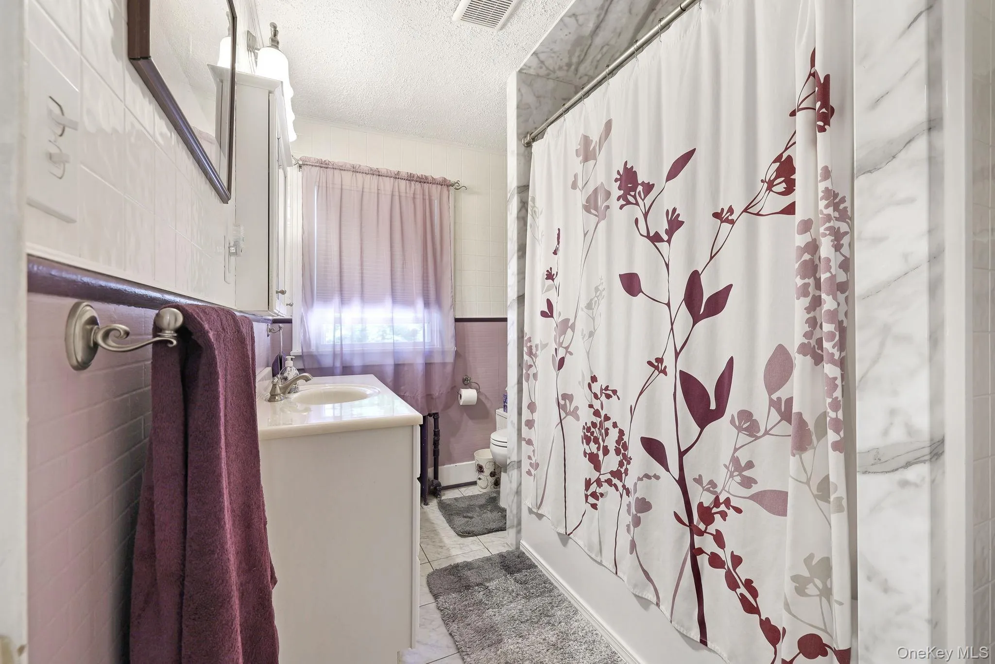 9 Garden Street, Hyde Park, NY, 3 Bedrooms Bedrooms, 6 Rooms Rooms,1 BathroomBathrooms,Residential,For Rent,Garden,0,1035129 9 Garden Street, Hyde Park, NY, 3 Bedrooms Bedrooms, 6 Rooms Rooms,1 BathroomBathrooms,Residential,For Rent,Garden,0,1035129