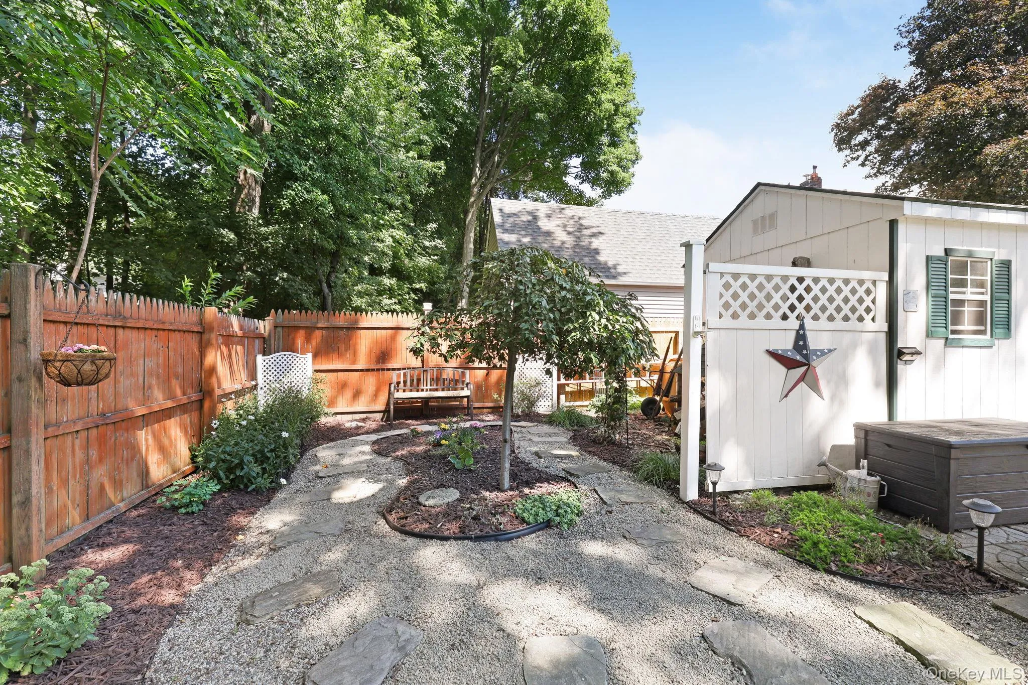 9 Garden Street, Hyde Park, NY, 3 Bedrooms Bedrooms, 6 Rooms Rooms,1 BathroomBathrooms,Residential,For Rent,Garden,0,1035129 9 Garden Street, Hyde Park, NY, 3 Bedrooms Bedrooms, 6 Rooms Rooms,1 BathroomBathrooms,Residential,For Rent,Garden,0,1035129