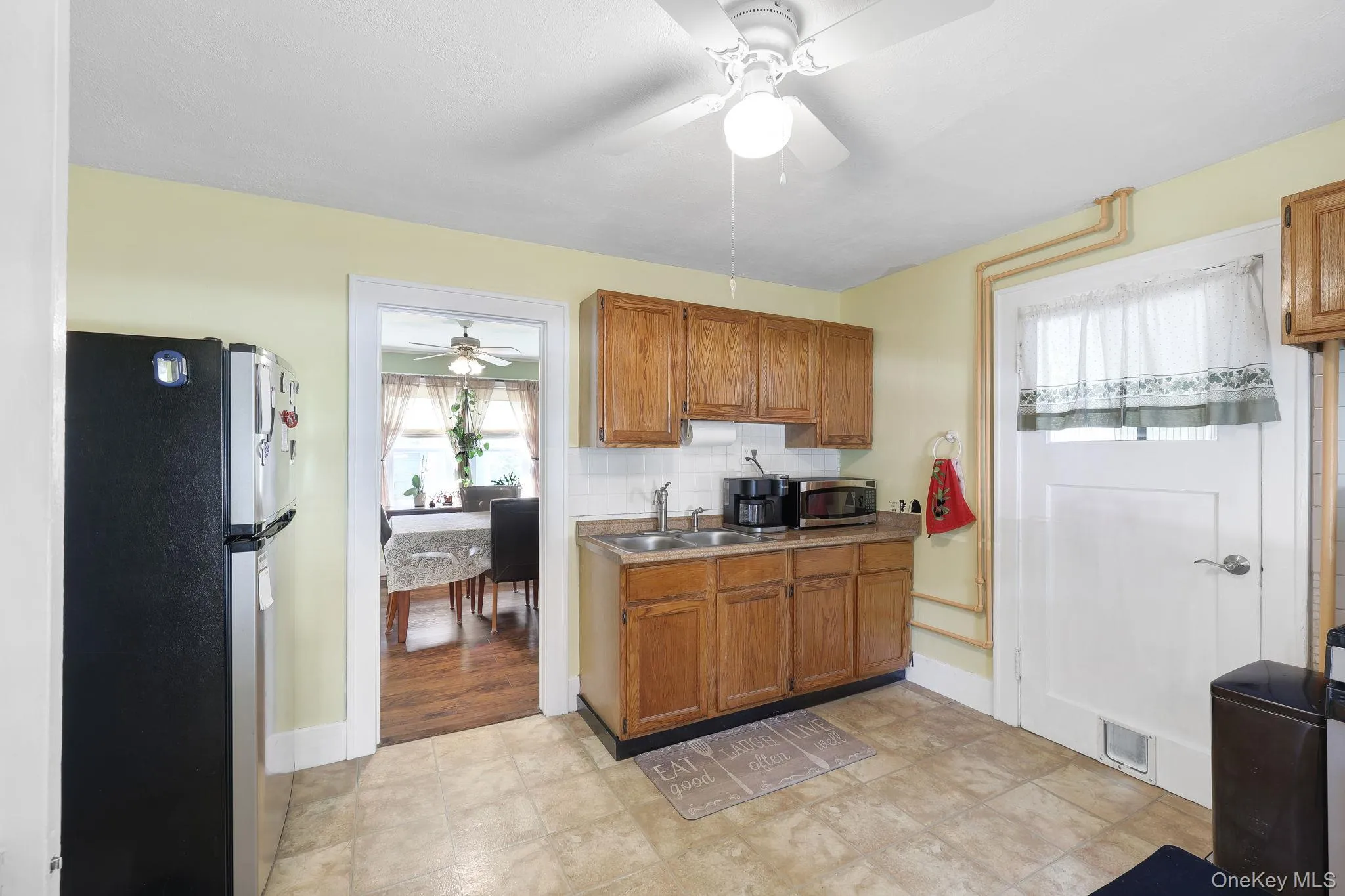 9 Garden Street, Hyde Park, NY, 3 Bedrooms Bedrooms, 6 Rooms Rooms,1 BathroomBathrooms,Residential,For Rent,Garden,0,1035129 9 Garden Street, Hyde Park, NY, 3 Bedrooms Bedrooms, 6 Rooms Rooms,1 BathroomBathrooms,Residential,For Rent,Garden,0,1035129