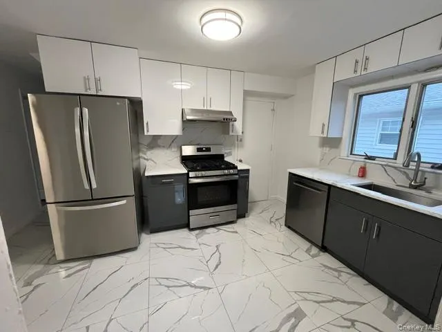157-43 20th Avenue, New York, NY, 3 Bedrooms Bedrooms, 5 Rooms Rooms,1 BathroomBathrooms,Residential Lease,For Rent,20th,0,1035132 157-43 20th Avenue, New York, NY, 3 Bedrooms Bedrooms, 5 Rooms Rooms,1 BathroomBathrooms,Residential Lease,For Rent,20th,0,1035132