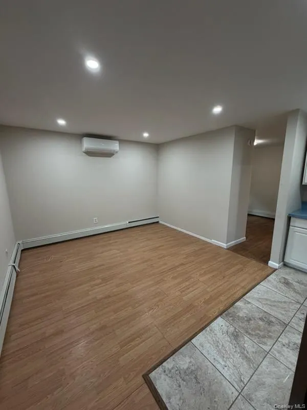 14 Locust Street, Smithtown, NY, 1 Bedroom Bedrooms, 3 Room Rooms,1 BathroomBathrooms,Residential Lease,For Rent,Locust,0,1035133 14 Locust Street, Smithtown, NY, 1 Bedroom Bedrooms, 3 Room Rooms,1 BathroomBathrooms,Residential Lease,For Rent,Locust,0,1035133