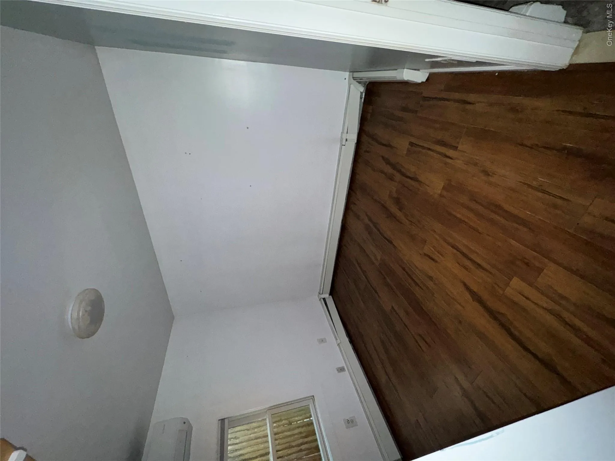 14 Locust Street, Smithtown, NY, 1 Bedroom Bedrooms, 3 Rooms Rooms,1 BathroomBathrooms,Residential Lease,For Rent,Locust,0,1035133 14 Locust Street, Smithtown, NY, 1 Bedroom Bedrooms, 3 Rooms Rooms,1 BathroomBathrooms,Residential Lease,For Rent,Locust,0,1035133