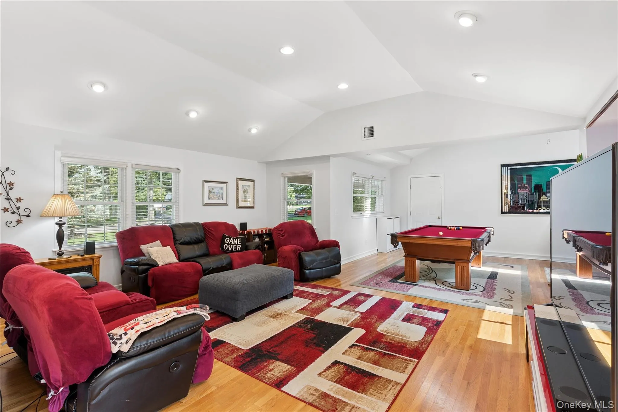 3 Beltane Drive, Huntington, NY, 4 Bedrooms Bedrooms, 8 Rooms Rooms,3 BathroomsBathrooms,Residential,For Rent,Beltane,0,1035138 3 Beltane Drive, Huntington, NY, 4 Bedrooms Bedrooms, 8 Rooms Rooms,3 BathroomsBathrooms,Residential,For Rent,Beltane,0,1035138