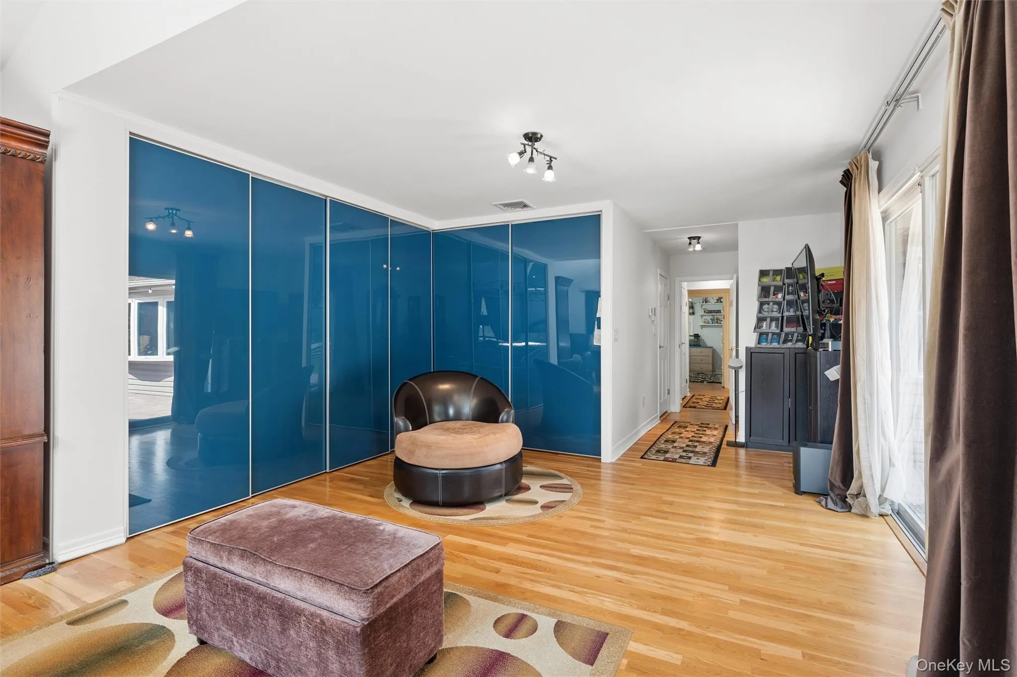 3 Beltane Drive, Huntington, NY, 4 Bedrooms Bedrooms, 8 Rooms Rooms,3 BathroomsBathrooms,Residential,For Rent,Beltane,0,1035138 3 Beltane Drive, Huntington, NY, 4 Bedrooms Bedrooms, 8 Rooms Rooms,3 BathroomsBathrooms,Residential,For Rent,Beltane,0,1035138