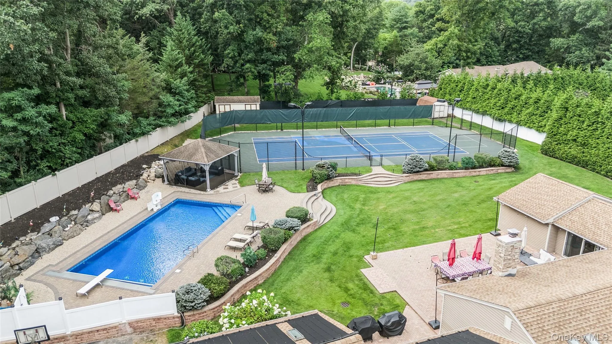 3 Beltane Drive, Huntington, NY, 4 Bedrooms Bedrooms, 8 Rooms Rooms,3 BathroomsBathrooms,Residential,For Rent,Beltane,0,1035138 3 Beltane Drive, Huntington, NY, 4 Bedrooms Bedrooms, 8 Rooms Rooms,3 BathroomsBathrooms,Residential,For Rent,Beltane,0,1035138