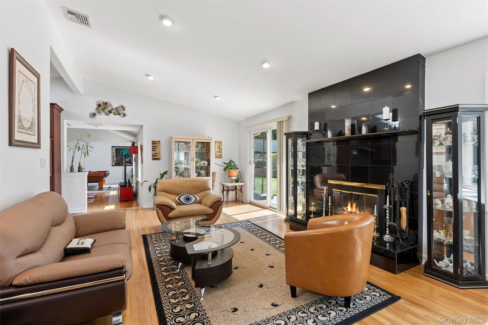 3 Beltane Drive, Huntington, NY, 4 Bedrooms Bedrooms, 8 Rooms Rooms,3 BathroomsBathrooms,Residential,For Rent,Beltane,0,1035138 3 Beltane Drive, Huntington, NY, 4 Bedrooms Bedrooms, 8 Rooms Rooms,3 BathroomsBathrooms,Residential,For Rent,Beltane,0,1035138