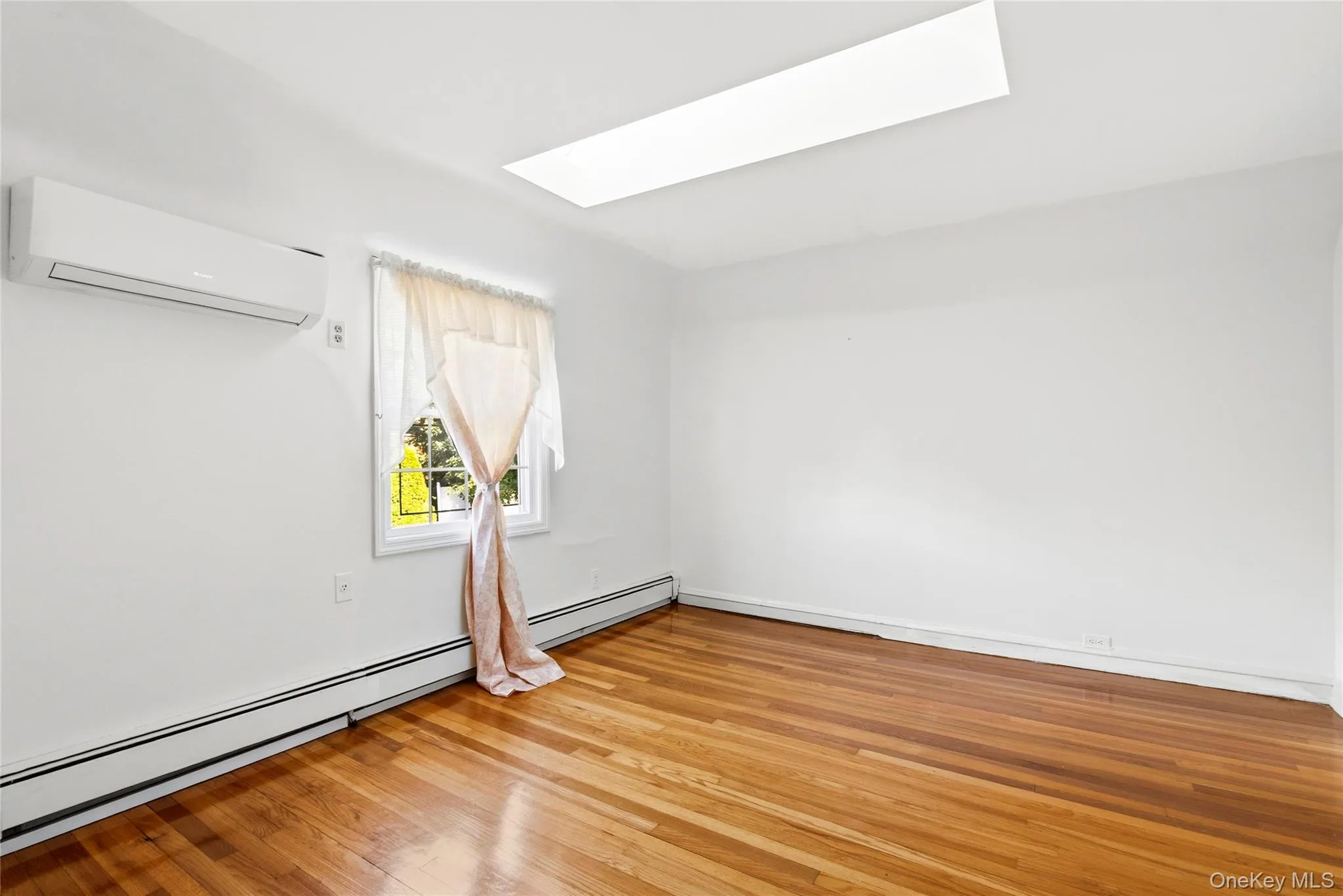 21420 26th Avenue, New York, NY, 4 Bedrooms Bedrooms, 8 Rooms Rooms,2 BathroomsBathrooms,Residential,For Rent,26th,0,1035139 21420 26th Avenue, New York, NY, 4 Bedrooms Bedrooms, 8 Rooms Rooms,2 BathroomsBathrooms,Residential,For Rent,26th,0,1035139