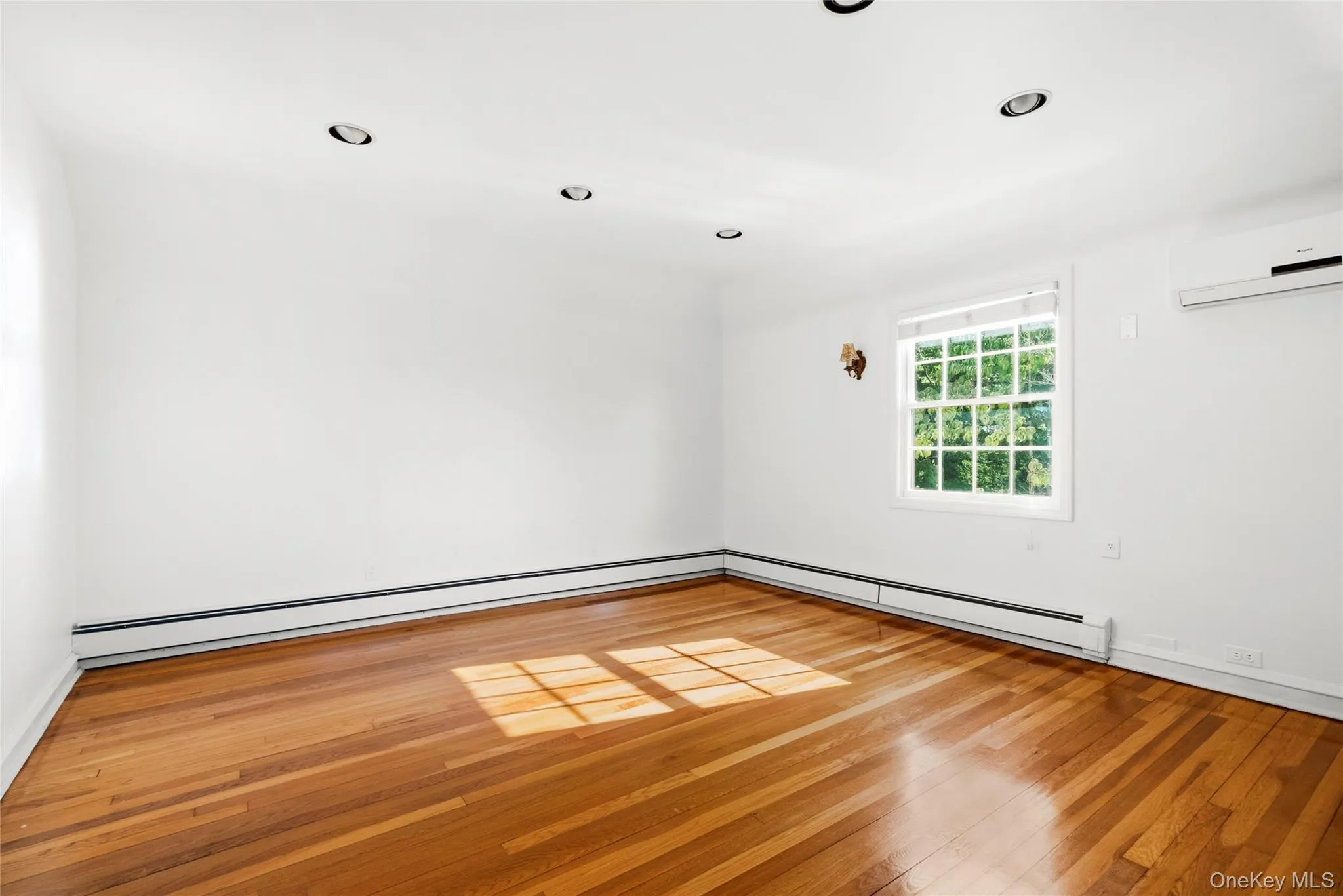 21420 26th Avenue, New York, NY, 4 Bedrooms Bedrooms, 8 Rooms Rooms,2 BathroomsBathrooms,Residential,For Rent,26th,0,1035139 21420 26th Avenue, New York, NY, 4 Bedrooms Bedrooms, 8 Rooms Rooms,2 BathroomsBathrooms,Residential,For Rent,26th,0,1035139