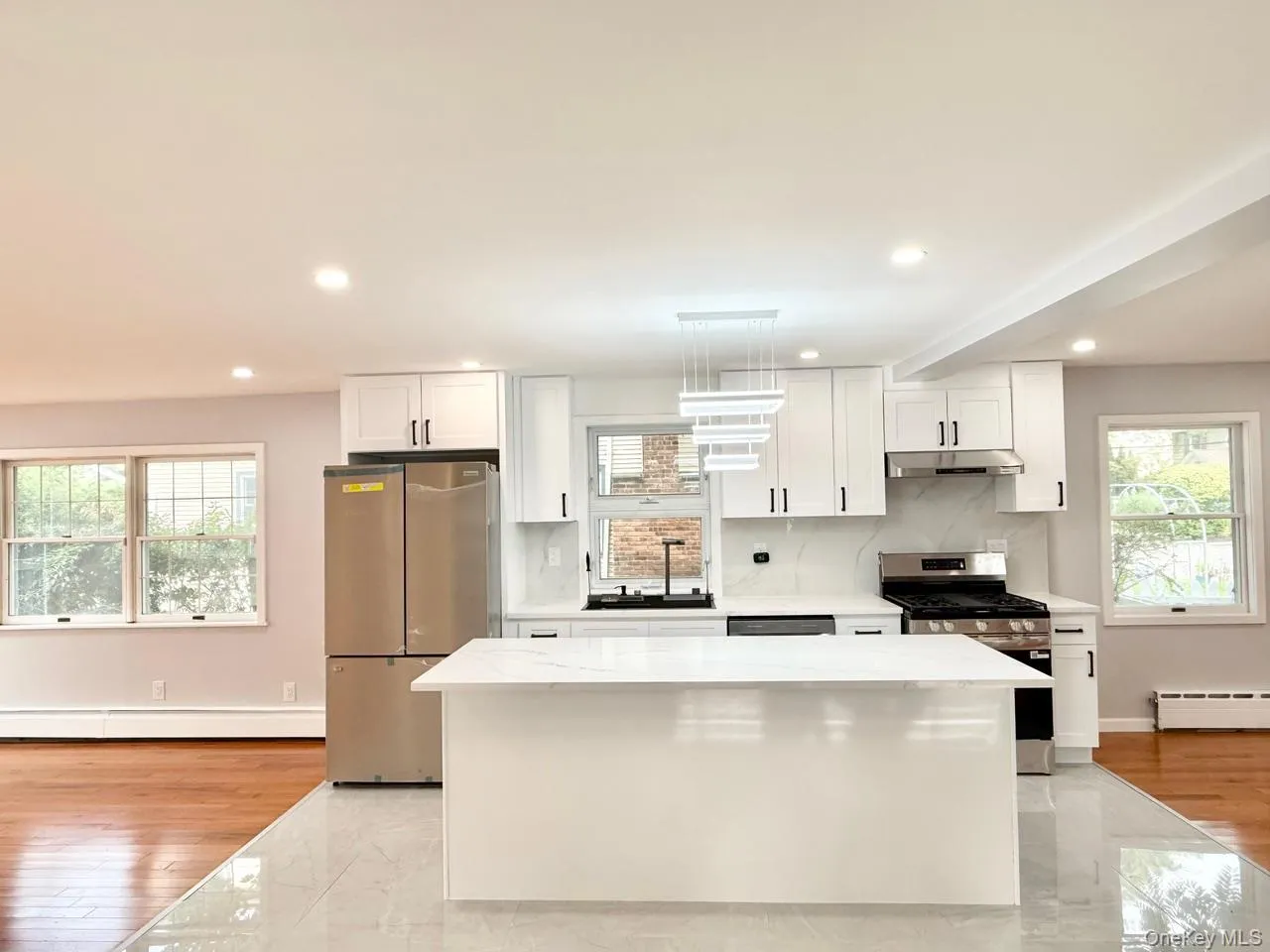 20 Baylis Place, Oyster Bay, NY, 3 Bedrooms Bedrooms, 6 Rooms Rooms,3 BathroomsBathrooms,Residential Lease,For Rent,Baylis,0,1035141 20 Baylis Place, Oyster Bay, NY, 3 Bedrooms Bedrooms, 6 Rooms Rooms,3 BathroomsBathrooms,Residential Lease,For Rent,Baylis,0,1035141