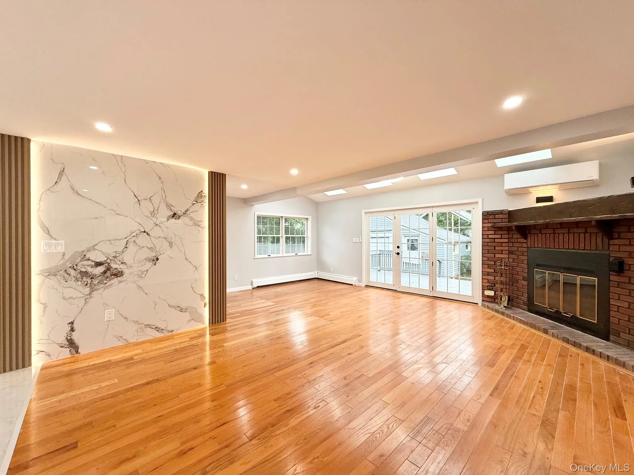 20 Baylis Place, Oyster Bay, NY, 3 Bedrooms Bedrooms, 6 Rooms Rooms,3 BathroomsBathrooms,Residential Lease,For Rent,Baylis,0,1035141 20 Baylis Place, Oyster Bay, NY, 3 Bedrooms Bedrooms, 6 Rooms Rooms,3 BathroomsBathrooms,Residential Lease,For Rent,Baylis,0,1035141