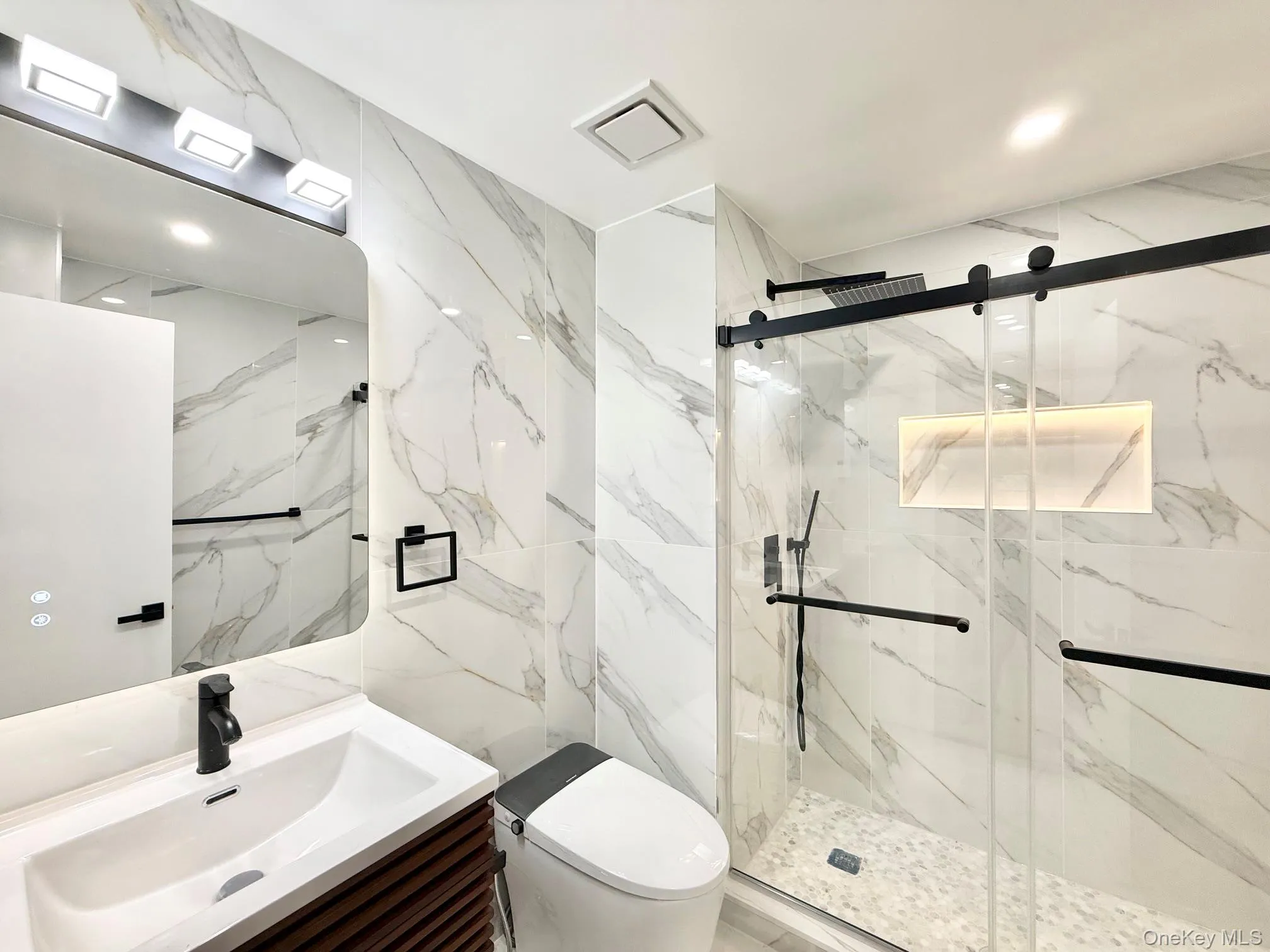 20 Baylis Place, Oyster Bay, NY, 3 Bedrooms Bedrooms, 6 Rooms Rooms,3 BathroomsBathrooms,Residential Lease,For Rent,Baylis,0,1035141 20 Baylis Place, Oyster Bay, NY, 3 Bedrooms Bedrooms, 6 Rooms Rooms,3 BathroomsBathrooms,Residential Lease,For Rent,Baylis,0,1035141