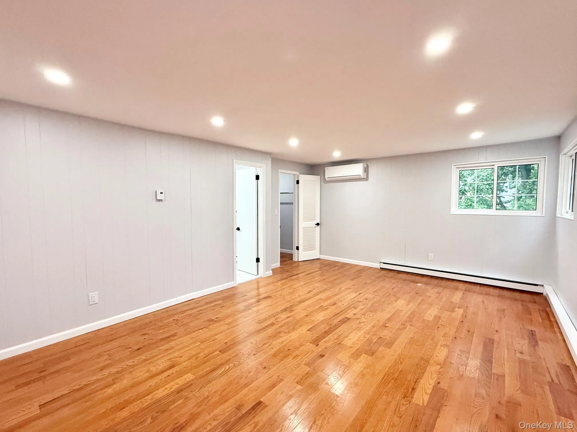 20 Baylis Place, Oyster Bay, NY, 3 Bedrooms Bedrooms, 6 Rooms Rooms,3 BathroomsBathrooms,Residential Lease,For Rent,Baylis,0,1035141 20 Baylis Place, Oyster Bay, NY, 3 Bedrooms Bedrooms, 6 Rooms Rooms,3 BathroomsBathrooms,Residential Lease,For Rent,Baylis,0,1035141