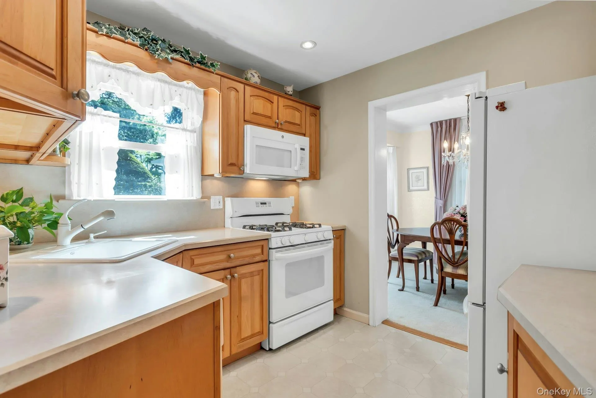304 Old Courthouse Road, North Hempstead, NY, 4 Bedrooms Bedrooms, 7 Rooms Rooms,2 BathroomsBathrooms,Residential,For Rent,Old Courthouse,0,1035142 304 Old Courthouse Road, North Hempstead, NY, 4 Bedrooms Bedrooms, 7 Rooms Rooms,2 BathroomsBathrooms,Residential,For Rent,Old Courthouse,0,1035142
