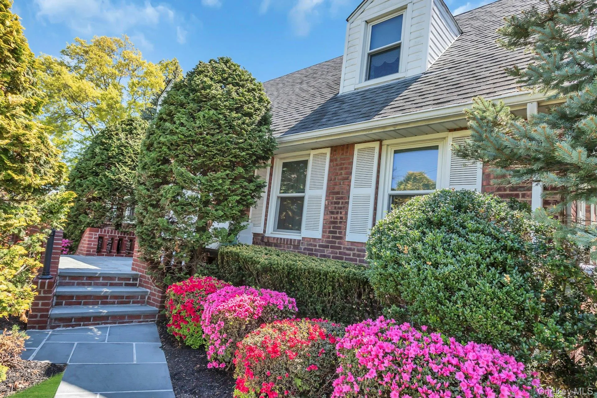 304 Old Courthouse Road, North Hempstead, NY, 4 Bedrooms Bedrooms, 7 Rooms Rooms,2 BathroomsBathrooms,Residential,For Rent,Old Courthouse,0,1035142 304 Old Courthouse Road, North Hempstead, NY, 4 Bedrooms Bedrooms, 7 Rooms Rooms,2 BathroomsBathrooms,Residential,For Rent,Old Courthouse,0,1035142