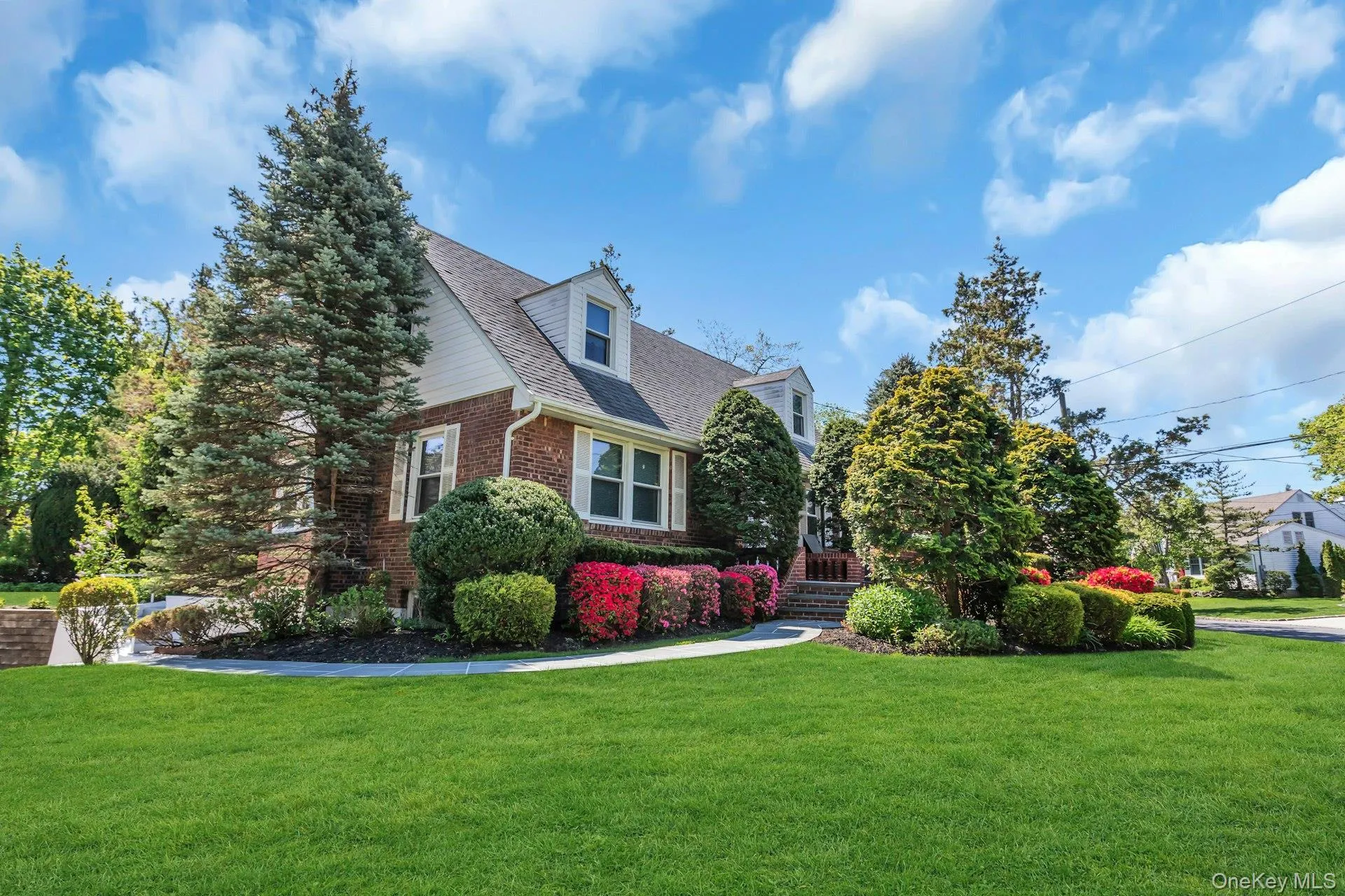304 Old Courthouse Road, North Hempstead, NY, 4 Bedrooms Bedrooms, 7 Rooms Rooms,2 BathroomsBathrooms,Residential,For Rent,Old Courthouse,0,1035142 304 Old Courthouse Road, North Hempstead, NY, 4 Bedrooms Bedrooms, 7 Rooms Rooms,2 BathroomsBathrooms,Residential,For Rent,Old Courthouse,0,1035142