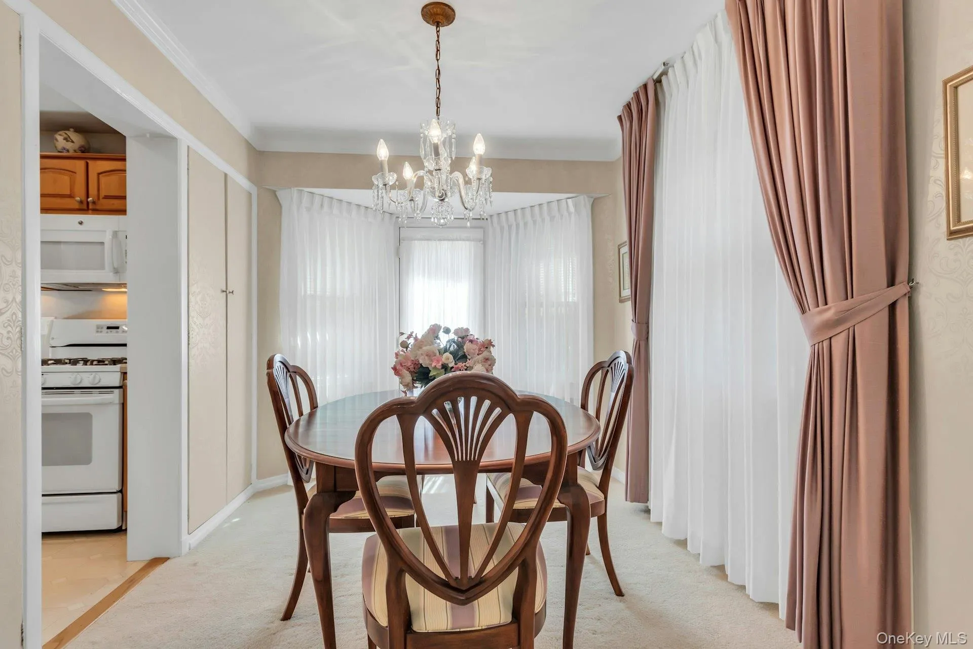 304 Old Courthouse Road, North Hempstead, NY, 4 Bedrooms Bedrooms, 7 Rooms Rooms,2 BathroomsBathrooms,Residential,For Rent,Old Courthouse,0,1035142 304 Old Courthouse Road, North Hempstead, NY, 4 Bedrooms Bedrooms, 7 Rooms Rooms,2 BathroomsBathrooms,Residential,For Rent,Old Courthouse,0,1035142
