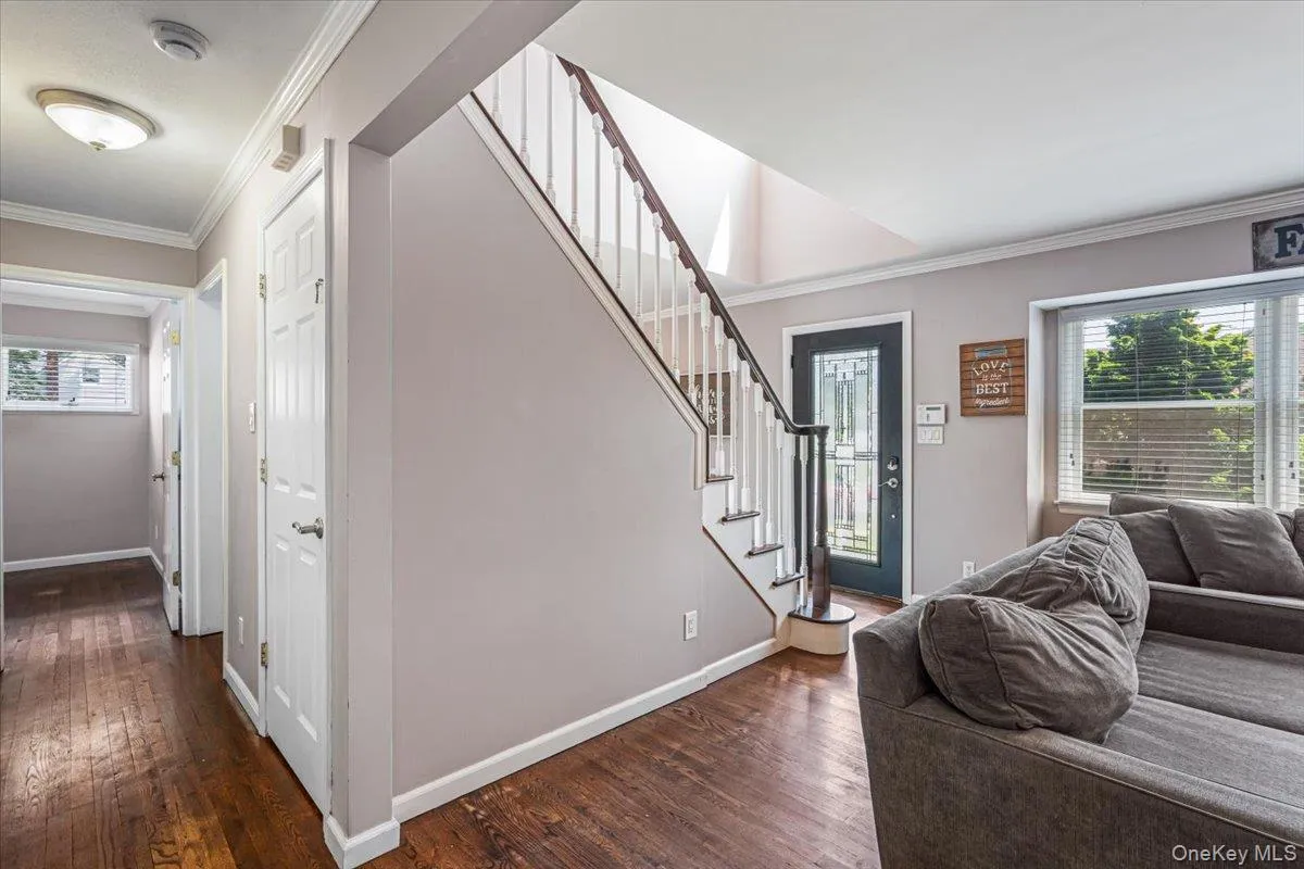 49 Brendan Avenue, Oyster Bay, NY, 5 Bedrooms Bedrooms, 8 Rooms Rooms,3 BathroomsBathrooms,Residential,For Rent,Brendan,0,1035146 49 Brendan Avenue, Oyster Bay, NY, 5 Bedrooms Bedrooms, 8 Rooms Rooms,3 BathroomsBathrooms,Residential,For Rent,Brendan,0,1035146