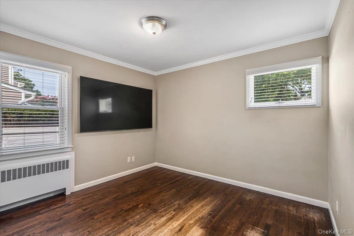 49 Brendan Avenue, Oyster Bay, NY, 5 Bedrooms Bedrooms, 8 Rooms Rooms,3 BathroomsBathrooms,Residential,For Rent,Brendan,0,1035146 49 Brendan Avenue, Oyster Bay, NY, 5 Bedrooms Bedrooms, 8 Rooms Rooms,3 BathroomsBathrooms,Residential,For Rent,Brendan,0,1035146