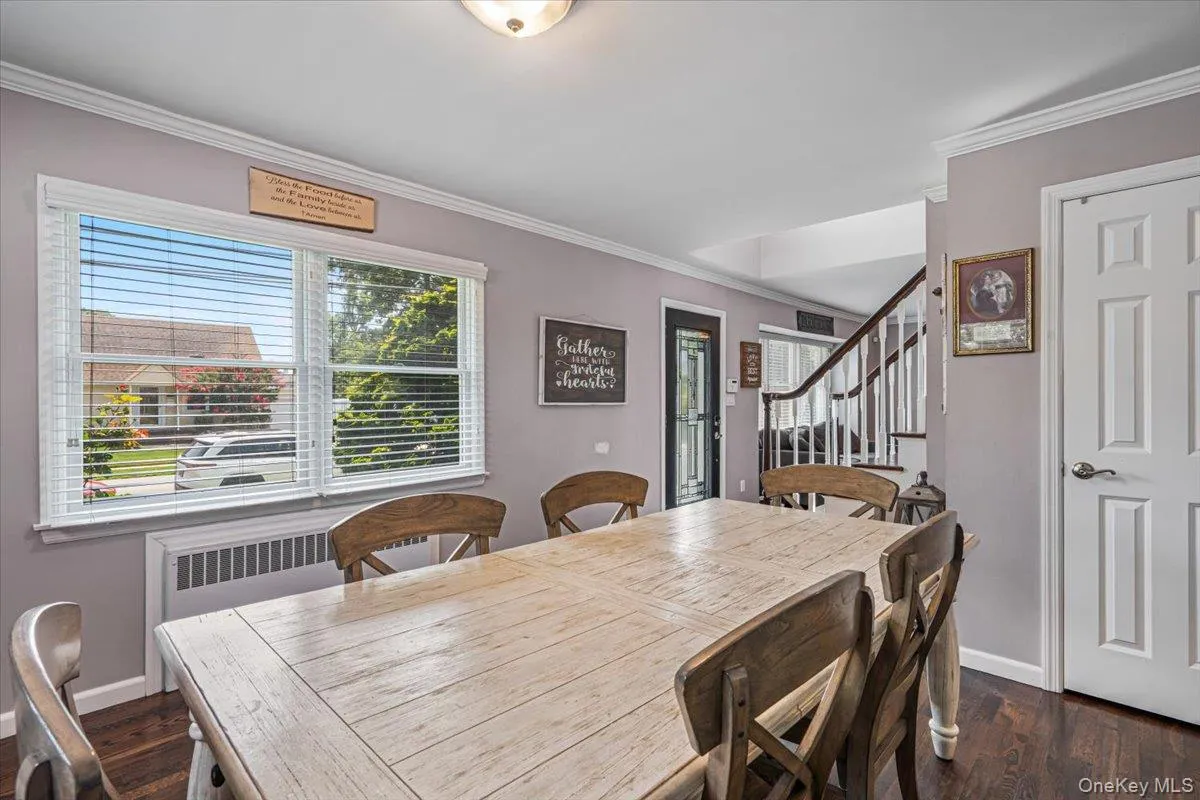 49 Brendan Avenue, Oyster Bay, NY, 5 Bedrooms Bedrooms, 8 Rooms Rooms,3 BathroomsBathrooms,Residential,For Rent,Brendan,0,1035146 49 Brendan Avenue, Oyster Bay, NY, 5 Bedrooms Bedrooms, 8 Rooms Rooms,3 BathroomsBathrooms,Residential,For Rent,Brendan,0,1035146