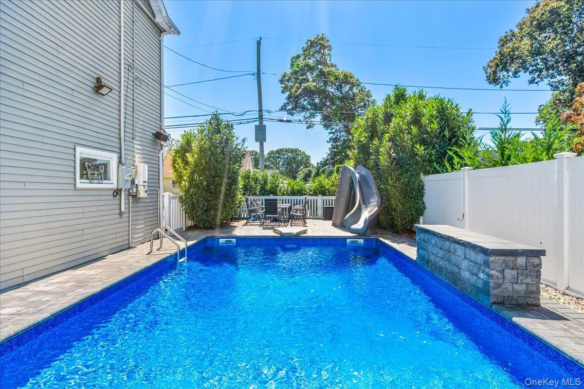 49 Brendan Avenue, Oyster Bay, NY, 5 Bedrooms Bedrooms, 8 Rooms Rooms,3 BathroomsBathrooms,Residential,For Rent,Brendan,0,1035146 49 Brendan Avenue, Oyster Bay, NY, 5 Bedrooms Bedrooms, 8 Rooms Rooms,3 BathroomsBathrooms,Residential,For Rent,Brendan,0,1035146