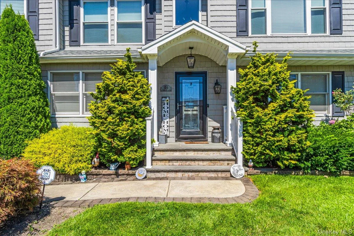 49 Brendan Avenue, Oyster Bay, NY, 5 Bedrooms Bedrooms, 8 Rooms Rooms,3 BathroomsBathrooms,Residential,For Rent,Brendan,0,1035146 49 Brendan Avenue, Oyster Bay, NY, 5 Bedrooms Bedrooms, 8 Rooms Rooms,3 BathroomsBathrooms,Residential,For Rent,Brendan,0,1035146