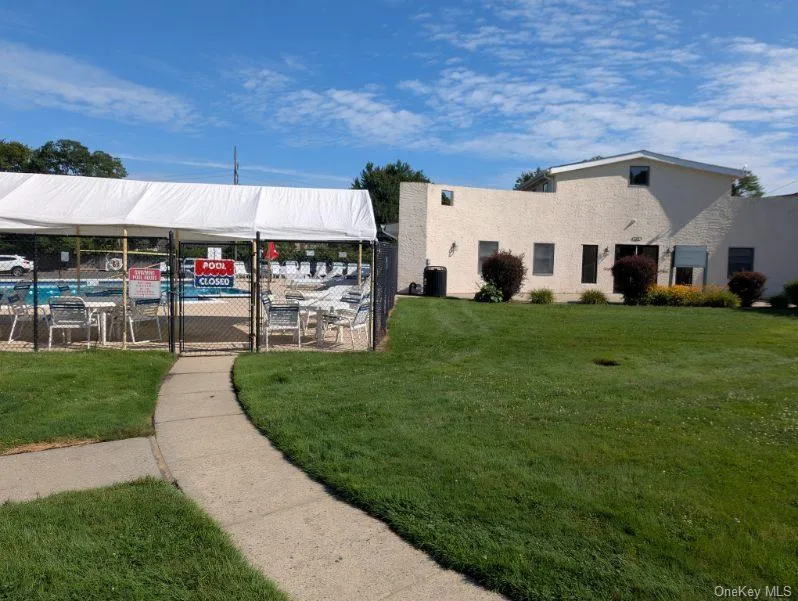 2435 Union Boulevard, Islip, NY, 1 Bedroom Bedrooms, 4 Rooms Rooms,1 BathroomBathrooms,Residential,For Rent,Union,0,1035148 2435 Union Boulevard, Islip, NY, 1 Bedroom Bedrooms, 4 Rooms Rooms,1 BathroomBathrooms,Residential,For Rent,Union,0,1035148