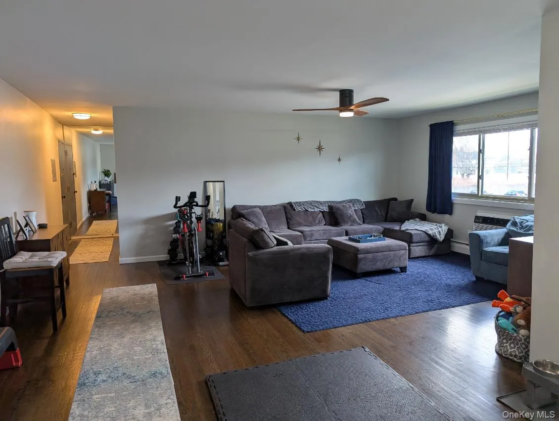2435 Union Boulevard, Islip, NY, 1 Bedroom Bedrooms, 4 Rooms Rooms,1 BathroomBathrooms,Residential,For Rent,Union,0,1035148 2435 Union Boulevard, Islip, NY, 1 Bedroom Bedrooms, 4 Rooms Rooms,1 BathroomBathrooms,Residential,For Rent,Union,0,1035148