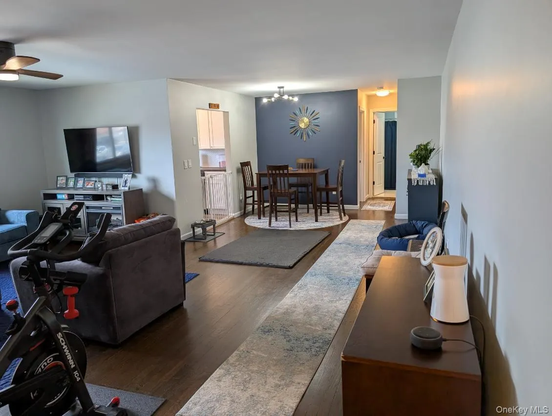 2435 Union Boulevard, Islip, NY, 1 Bedroom Bedrooms, 4 Rooms Rooms,1 BathroomBathrooms,Residential,For Rent,Union,0,1035148 2435 Union Boulevard, Islip, NY, 1 Bedroom Bedrooms, 4 Rooms Rooms,1 BathroomBathrooms,Residential,For Rent,Union,0,1035148