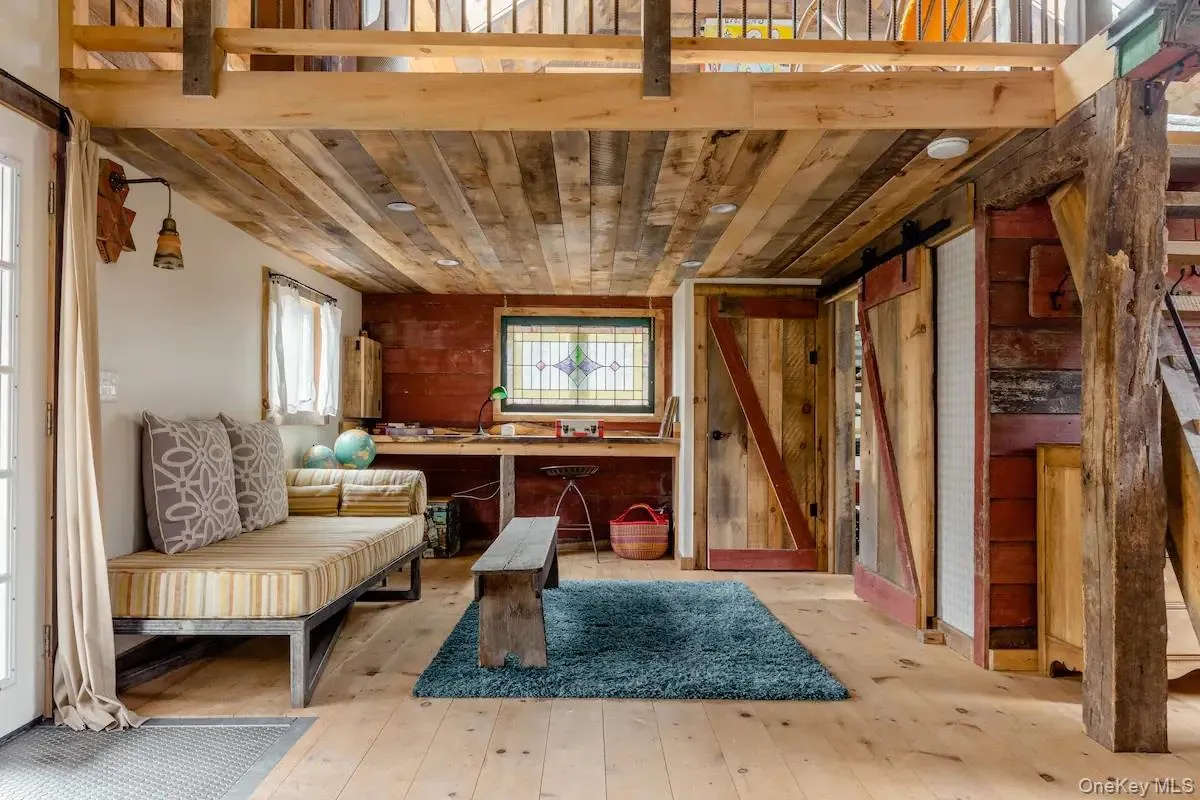 61 Victors Lane, Saugerties, NY, 3 Bedrooms Bedrooms, 6 Rooms Rooms,2 BathroomsBathrooms,Residential Lease,For Rent,Victors,0,1035155 61 Victors Lane, Saugerties, NY, 3 Bedrooms Bedrooms, 6 Rooms Rooms,2 BathroomsBathrooms,Residential Lease,For Rent,Victors,0,1035155