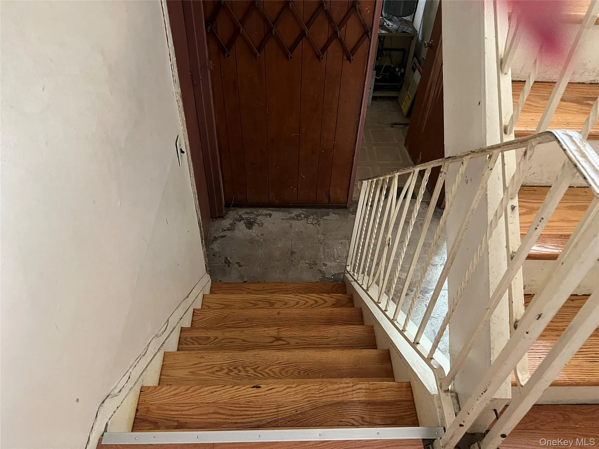 18604 140th Avenue, New York, NY, 3 Bedrooms Bedrooms, 6 Rooms Rooms,1 BathroomBathrooms,Residential,For Rent,140th,0,1035161 18604 140th Avenue, New York, NY, 3 Bedrooms Bedrooms, 6 Rooms Rooms,1 BathroomBathrooms,Residential,For Rent,140th,0,1035161