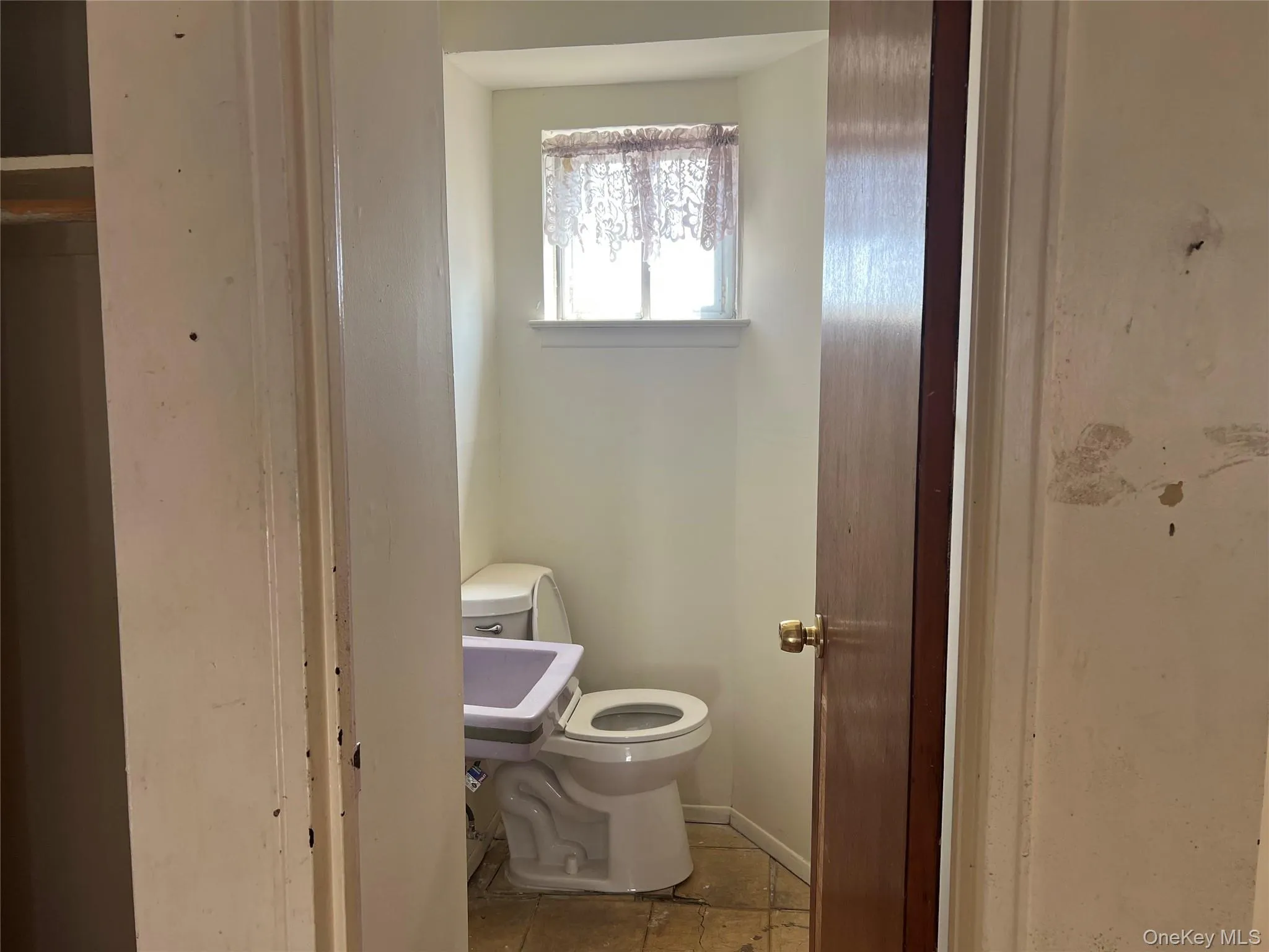 18604 140th Avenue, New York, NY, 3 Bedrooms Bedrooms, 6 Rooms Rooms,1 BathroomBathrooms,Residential,For Rent,140th,0,1035161 18604 140th Avenue, New York, NY, 3 Bedrooms Bedrooms, 6 Rooms Rooms,1 BathroomBathrooms,Residential,For Rent,140th,0,1035161