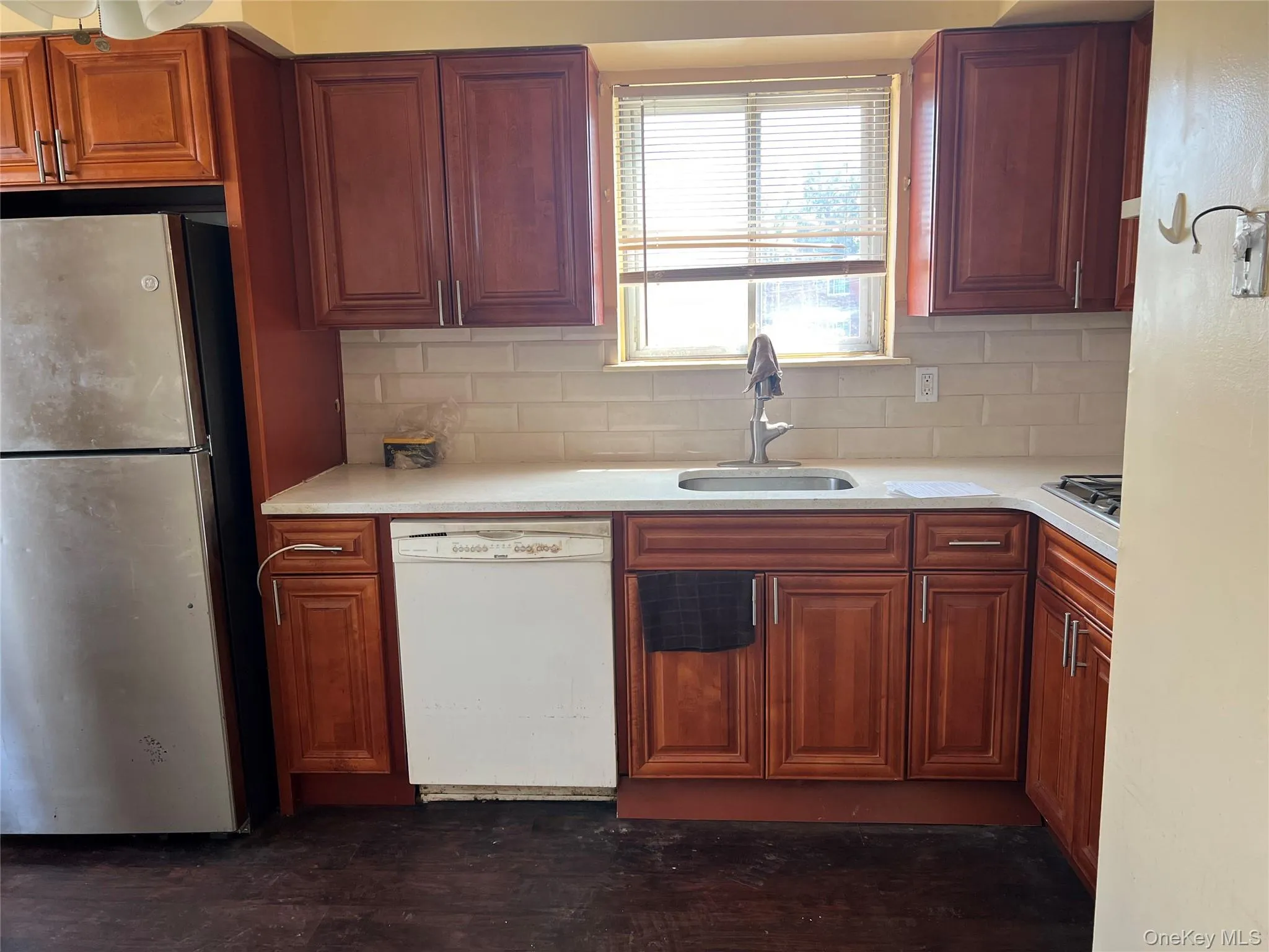 18604 140th Avenue, New York, NY, 3 Bedrooms Bedrooms, 6 Rooms Rooms,1 BathroomBathrooms,Residential,For Rent,140th,0,1035161 18604 140th Avenue, New York, NY, 3 Bedrooms Bedrooms, 6 Rooms Rooms,1 BathroomBathrooms,Residential,For Rent,140th,0,1035161