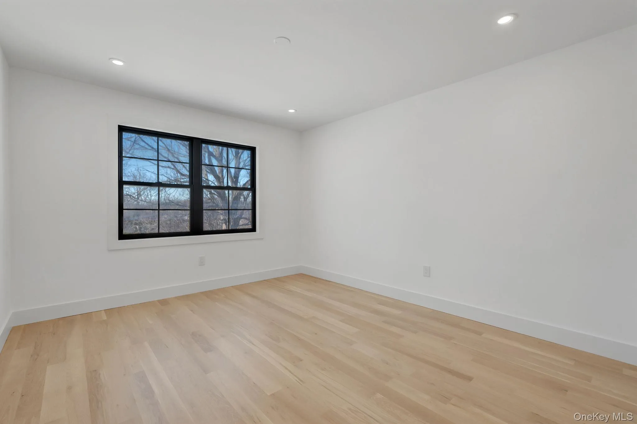 Well proportioned bedroom with great natural light and comfortable layout. Well proportioned bedroom with great natural light and comfortable layout.