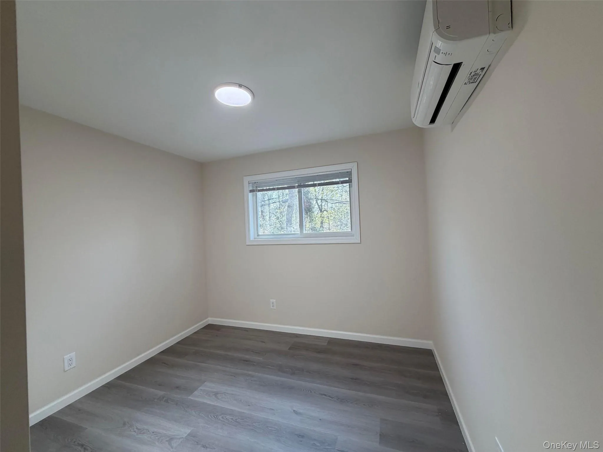 14 Cornwall Lane, North Hempstead, NY, 3 Bedrooms Bedrooms, 6 Rooms Rooms,2 BathroomsBathrooms,Residential Lease,For Rent,Cornwall,0,1035168 14 Cornwall Lane, North Hempstead, NY, 3 Bedrooms Bedrooms, 6 Rooms Rooms,2 BathroomsBathrooms,Residential Lease,For Rent,Cornwall,0,1035168