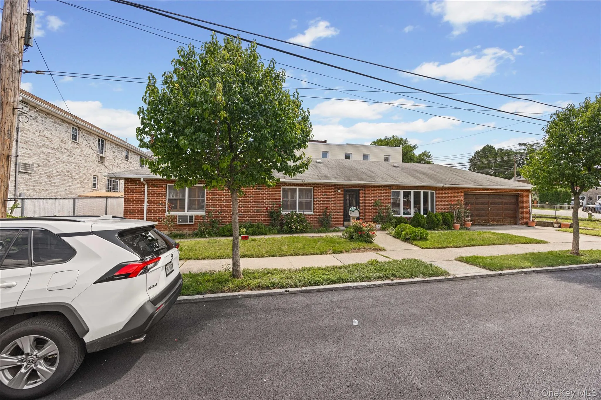 900 Vincent Avenue, New York, NY, 3 Bedrooms Bedrooms, 6 Rooms Rooms,1 BathroomBathrooms,Residential,For Rent,Vincent,0,1035169 900 Vincent Avenue, New York, NY, 3 Bedrooms Bedrooms, 6 Rooms Rooms,1 BathroomBathrooms,Residential,For Rent,Vincent,0,1035169