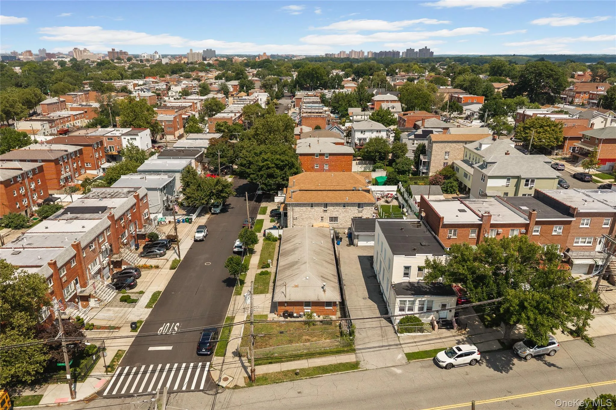 900 Vincent Avenue, New York, NY, 3 Bedrooms Bedrooms, 6 Rooms Rooms,1 BathroomBathrooms,Residential,For Rent,Vincent,0,1035169 900 Vincent Avenue, New York, NY, 3 Bedrooms Bedrooms, 6 Rooms Rooms,1 BathroomBathrooms,Residential,For Rent,Vincent,0,1035169