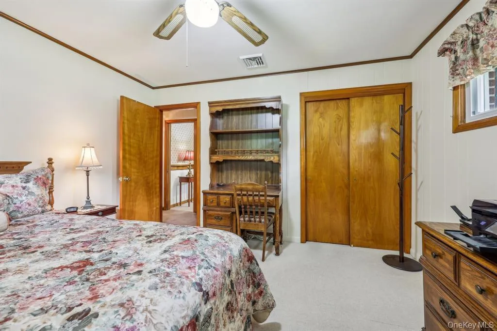 57 Edgewood Drive, Woodbury, NY, 3 Bedrooms Bedrooms, 7 Rooms Rooms,2 BathroomsBathrooms,Residential Lease,For Rent,Edgewood,0,1035172 57 Edgewood Drive, Woodbury, NY, 3 Bedrooms Bedrooms, 7 Rooms Rooms,2 BathroomsBathrooms,Residential Lease,For Rent,Edgewood,0,1035172