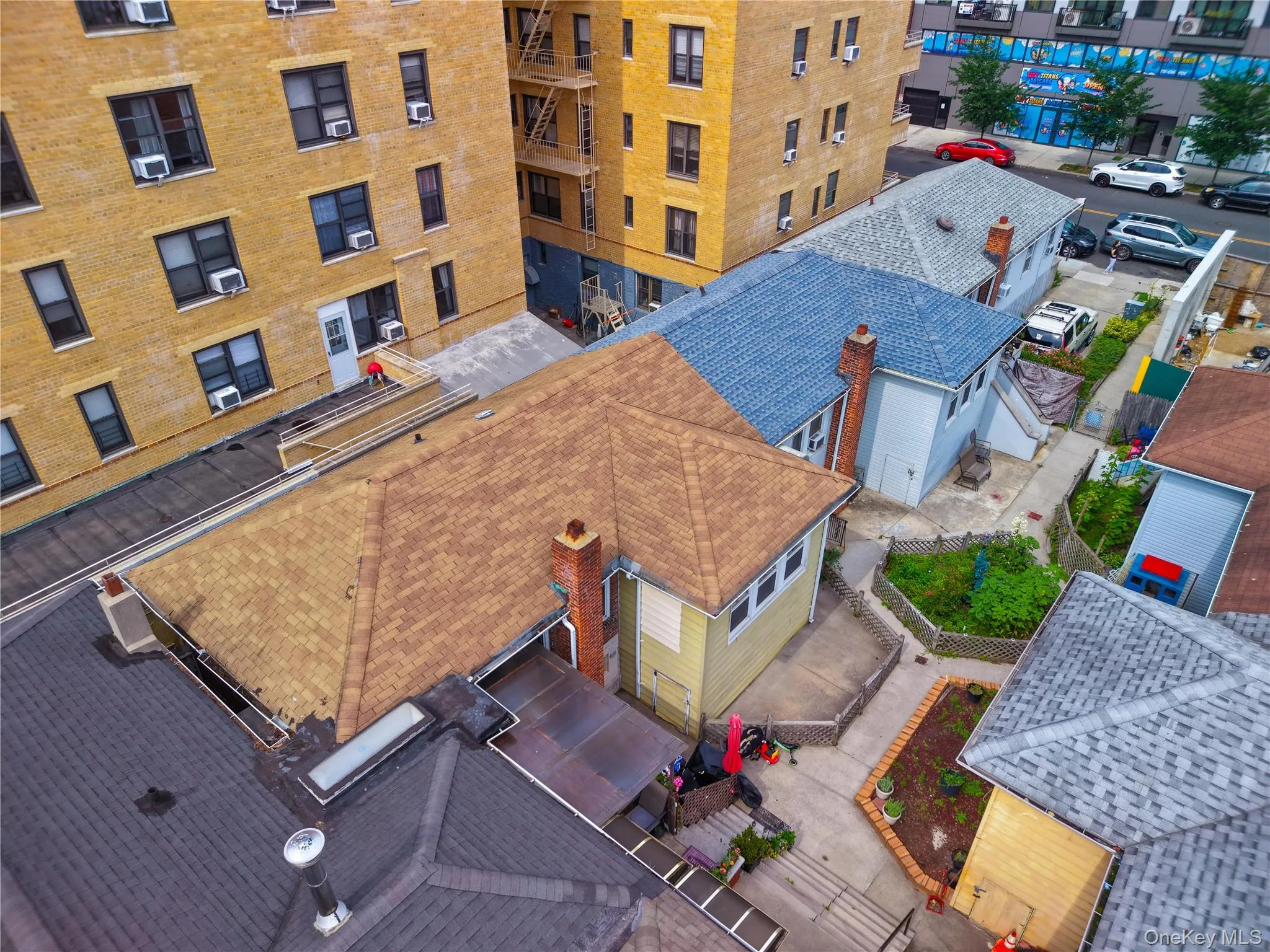 30 West End Avenue, New York, NY, 2 Bedrooms Bedrooms, 5 Rooms Rooms,1 BathroomBathrooms,Residential,For Rent,West End,0,1035174 30 West End Avenue, New York, NY, 2 Bedrooms Bedrooms, 5 Rooms Rooms,1 BathroomBathrooms,Residential,For Rent,West End,0,1035174