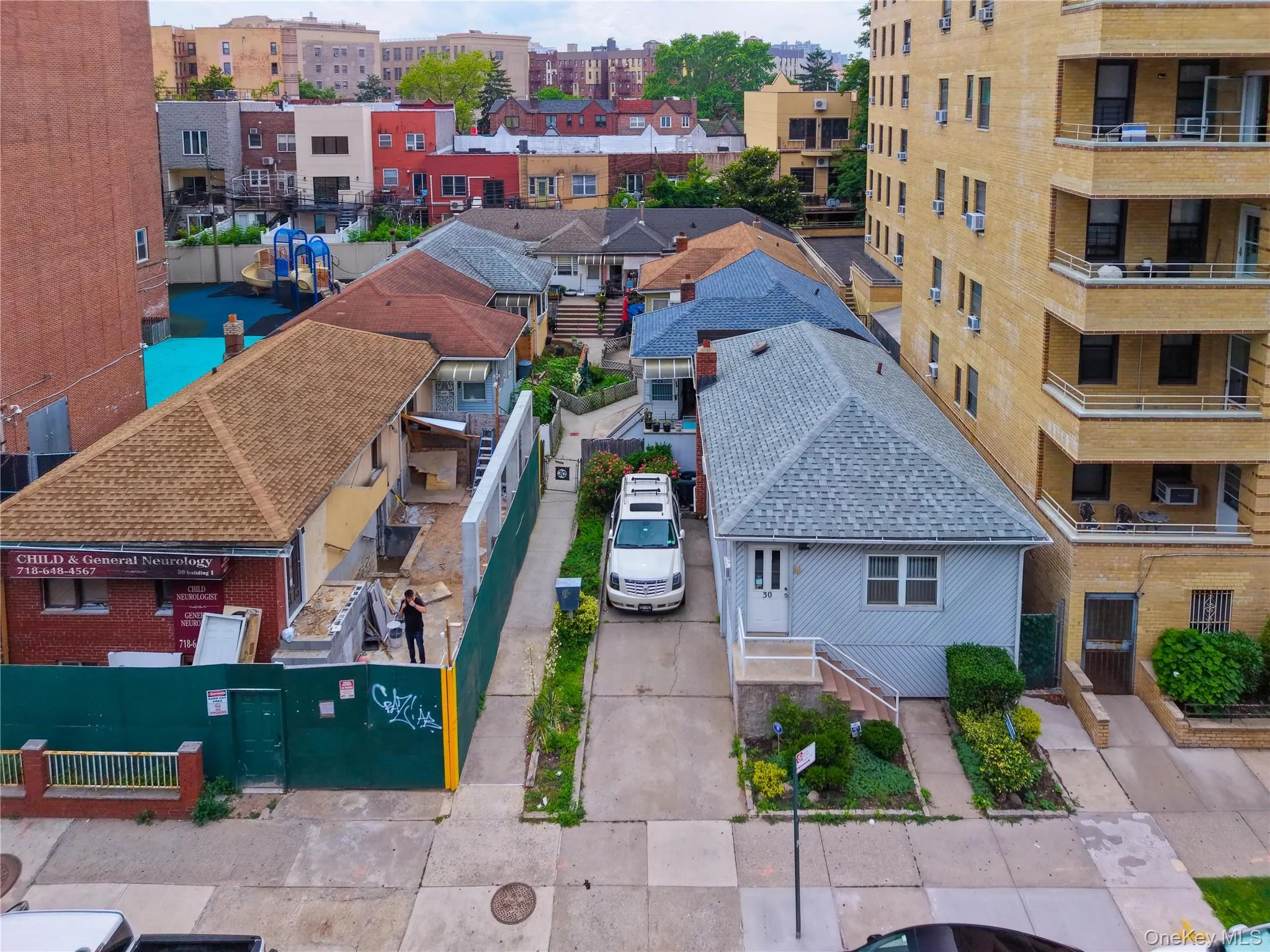 30 West End Avenue, New York, NY, 2 Bedrooms Bedrooms, 5 Rooms Rooms,1 BathroomBathrooms,Residential,For Rent,West End,0,1035174 30 West End Avenue, New York, NY, 2 Bedrooms Bedrooms, 5 Rooms Rooms,1 BathroomBathrooms,Residential,For Rent,West End,0,1035174