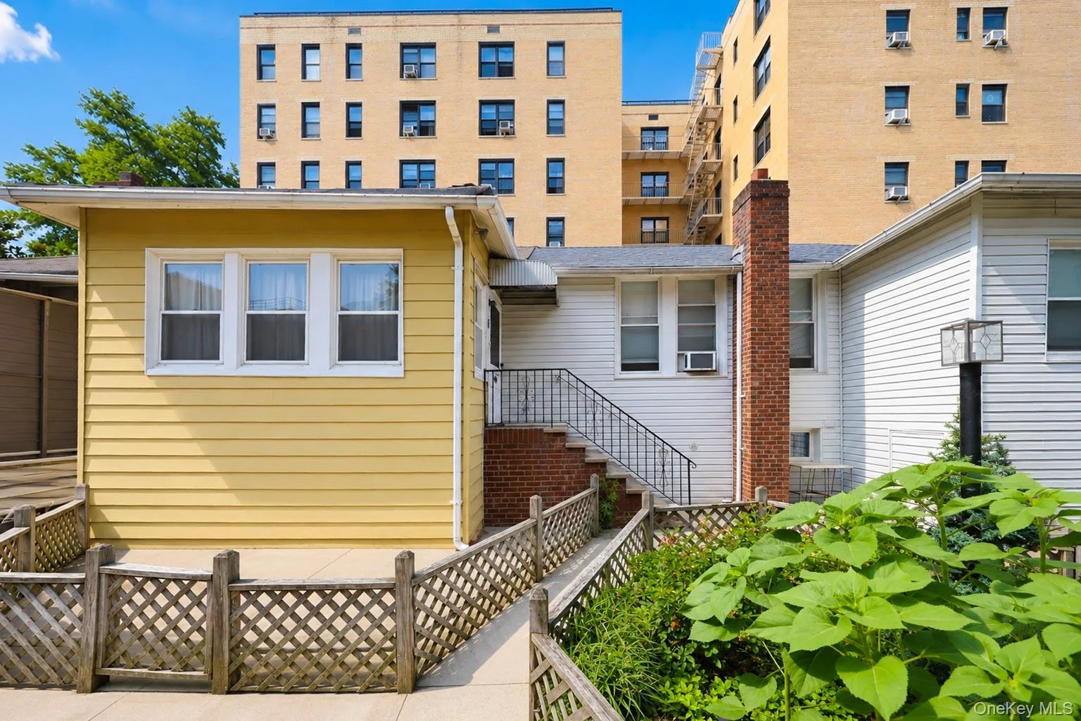 30 West End Avenue, New York, NY, 2 Bedrooms Bedrooms, 5 Rooms Rooms,1 BathroomBathrooms,Residential,For Rent,West End,0,1035174 30 West End Avenue, New York, NY, 2 Bedrooms Bedrooms, 5 Rooms Rooms,1 BathroomBathrooms,Residential,For Rent,West End,0,1035174