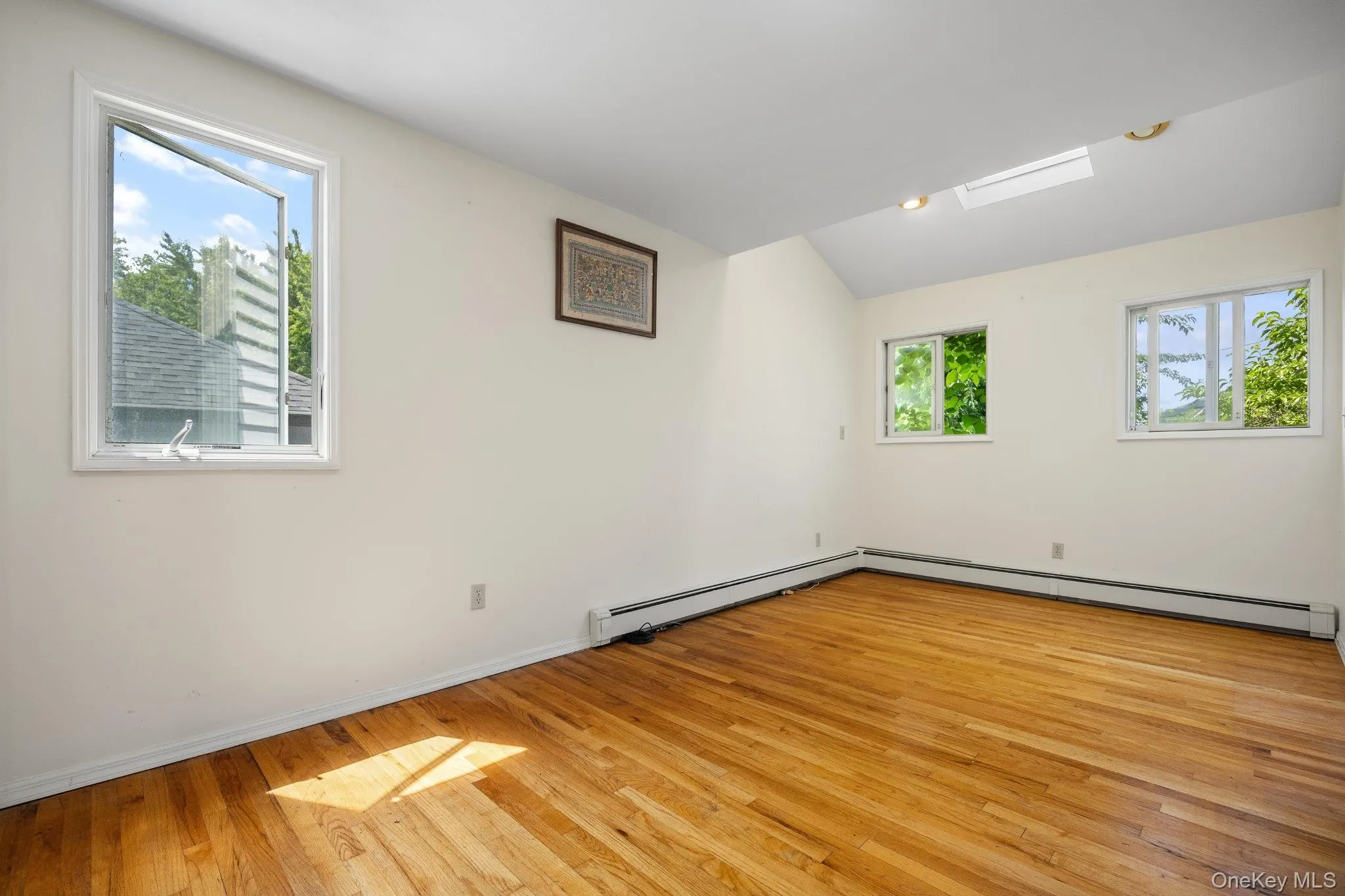 24 Cornell Drive, North Hempstead, NY, 4 Bedrooms Bedrooms, 7 Rooms Rooms,2 BathroomsBathrooms,Residential,For Rent,Cornell,0,1035175 24 Cornell Drive, North Hempstead, NY, 4 Bedrooms Bedrooms, 7 Rooms Rooms,2 BathroomsBathrooms,Residential,For Rent,Cornell,0,1035175