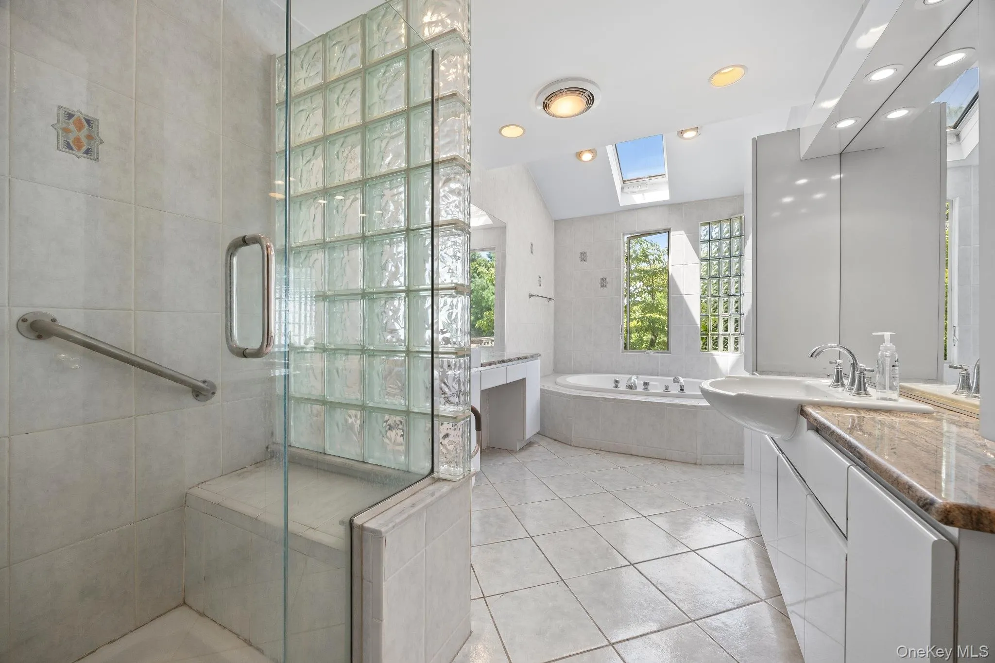 24 Cornell Drive, North Hempstead, NY, 4 Bedrooms Bedrooms, 7 Rooms Rooms,2 BathroomsBathrooms,Residential,For Rent,Cornell,0,1035175 24 Cornell Drive, North Hempstead, NY, 4 Bedrooms Bedrooms, 7 Rooms Rooms,2 BathroomsBathrooms,Residential,For Rent,Cornell,0,1035175