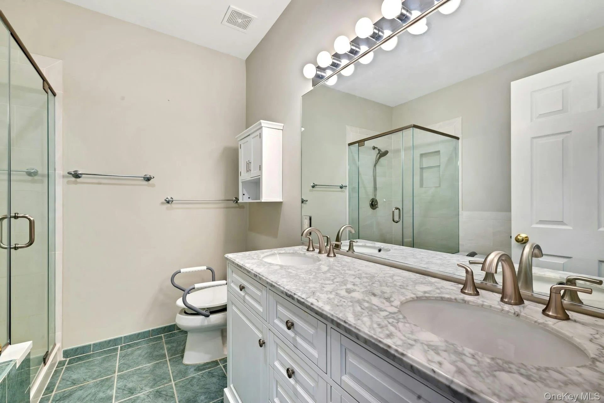 533 Highland Court, Brookhaven, NY, 2 Bedrooms Bedrooms, 6 Rooms Rooms,2 BathroomsBathrooms,Residential,For Rent,Highland,0,1035179 533 Highland Court, Brookhaven, NY, 2 Bedrooms Bedrooms, 6 Rooms Rooms,2 BathroomsBathrooms,Residential,For Rent,Highland,0,1035179